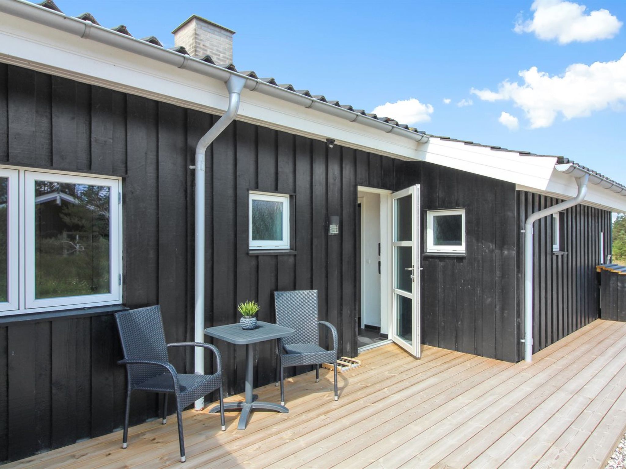 "Mayke" - 900m from the sea-Outside