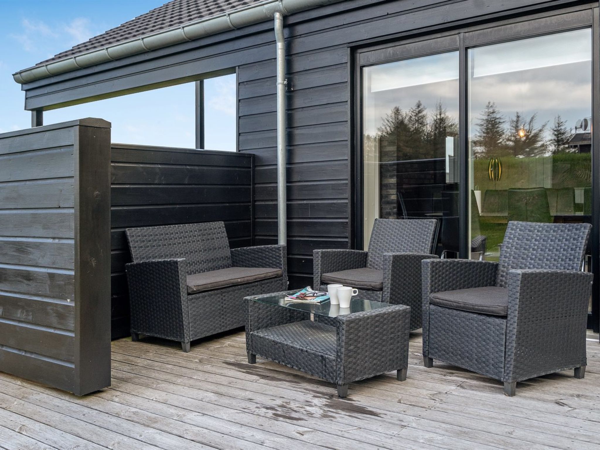 "Øthbiorn" - 1.1km from the sea — Terrace (2 of 25)