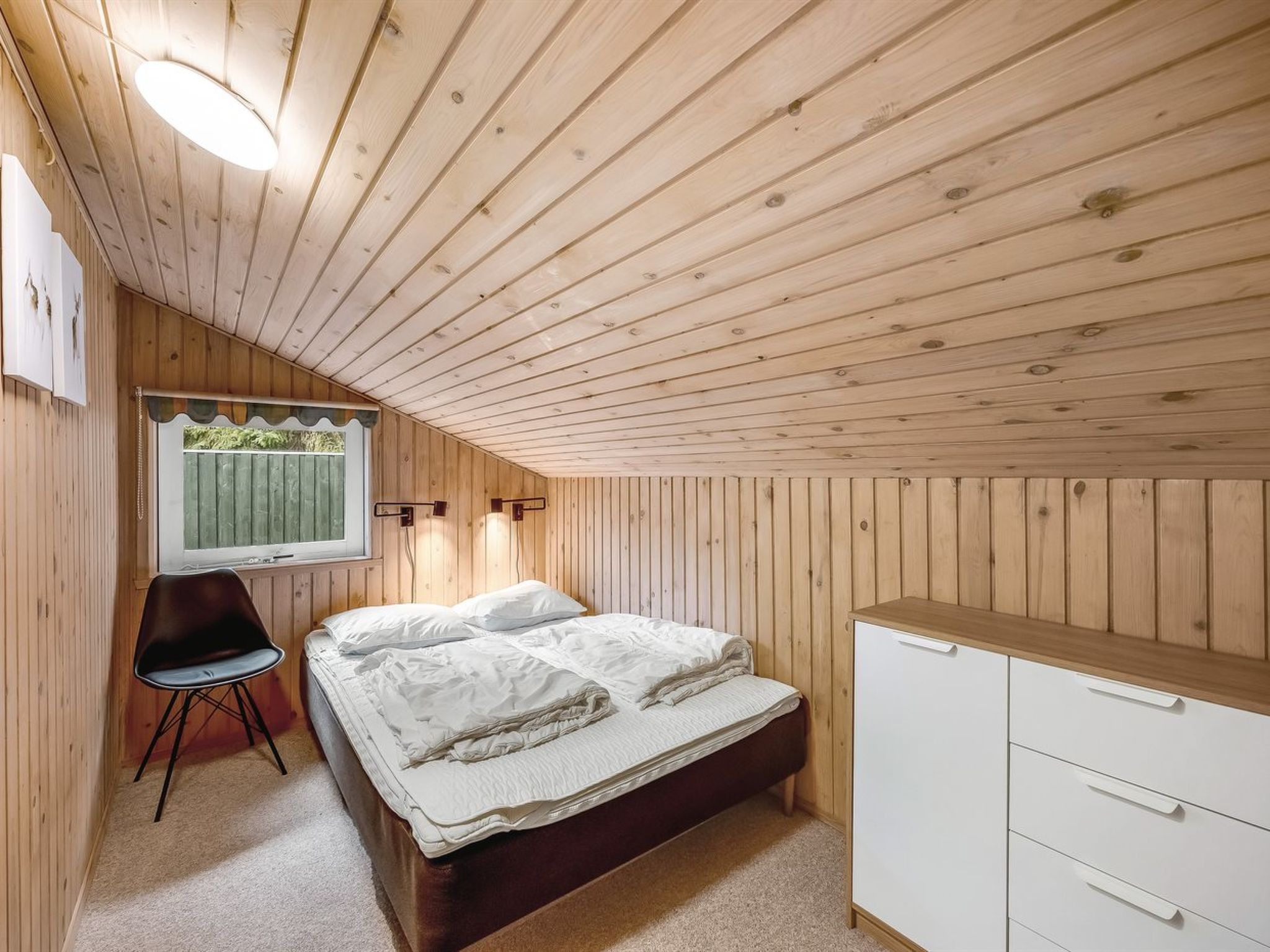 "Sunneva" - 1km from the sea - Binnen