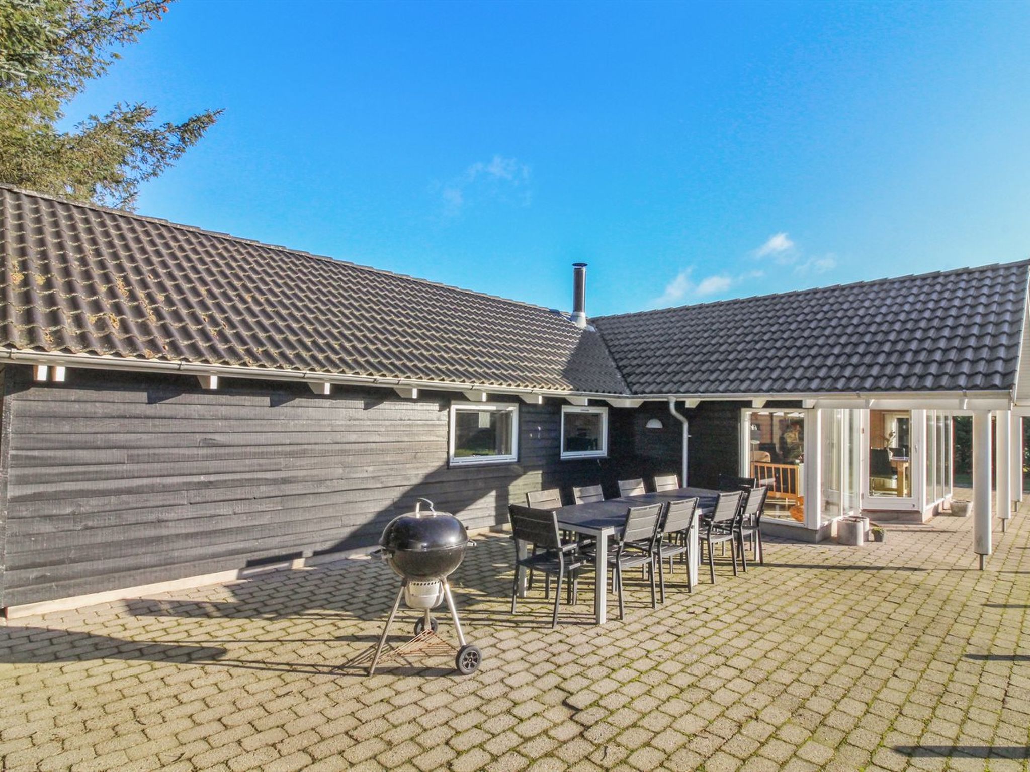 "Synnöve" - 550m from the sea