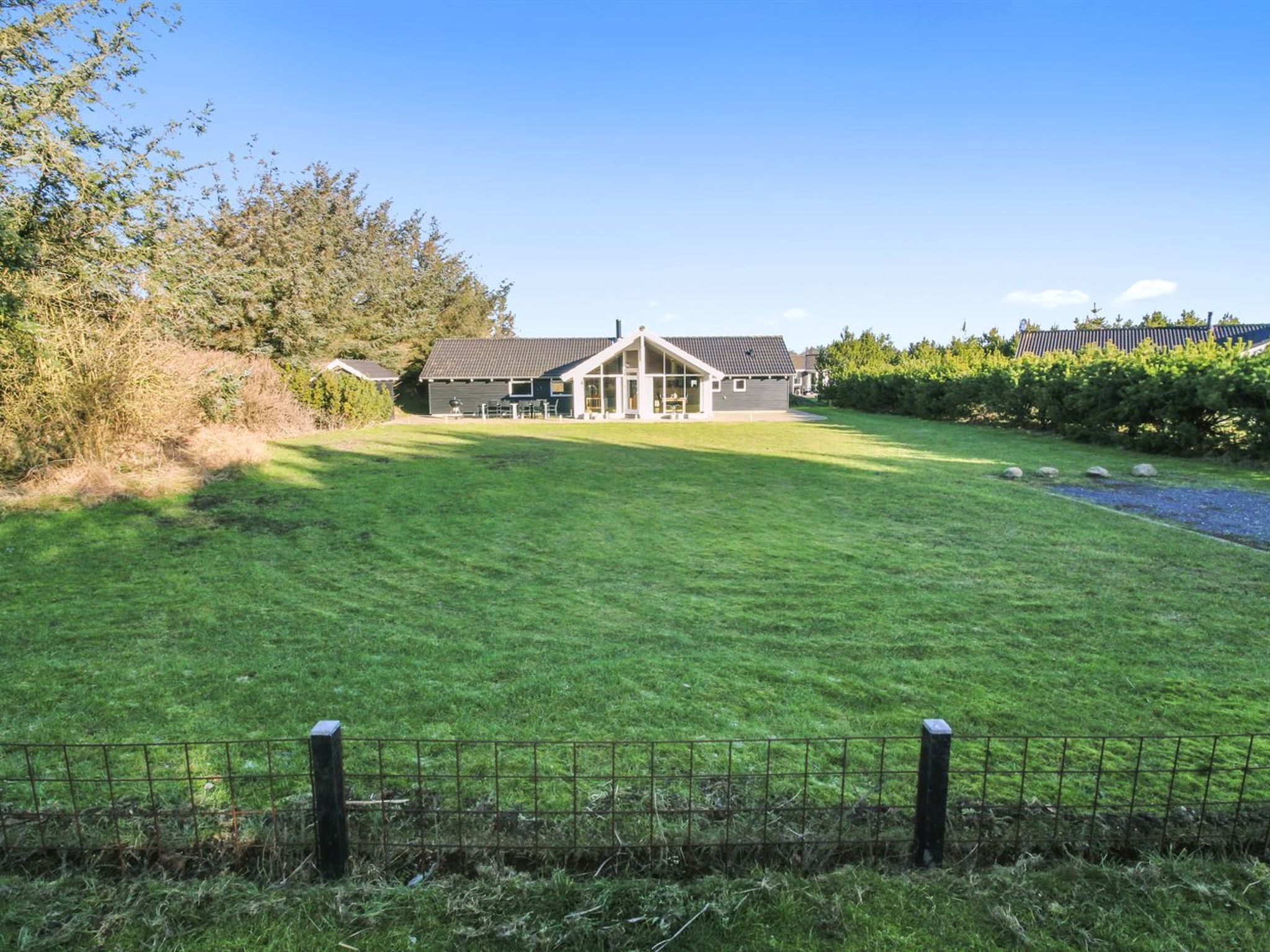 "Synnöve" - 550m from the sea - Buiten