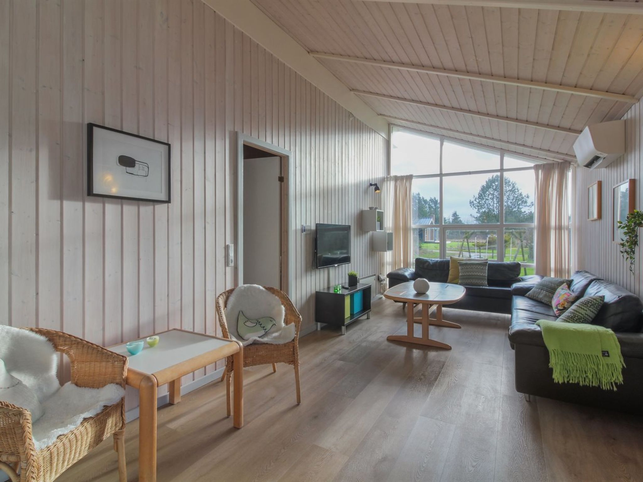 "Panu" - 600m from the sea - Drinnen