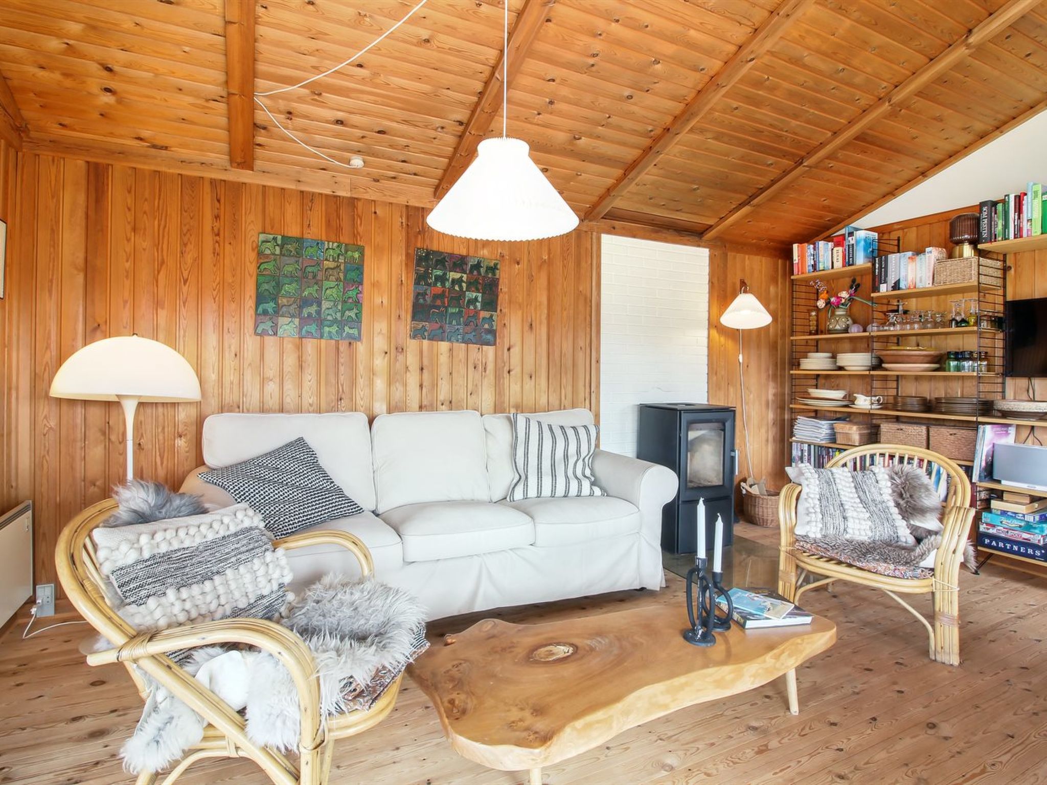 "Nestori" - 950m from the sea - Drinnen