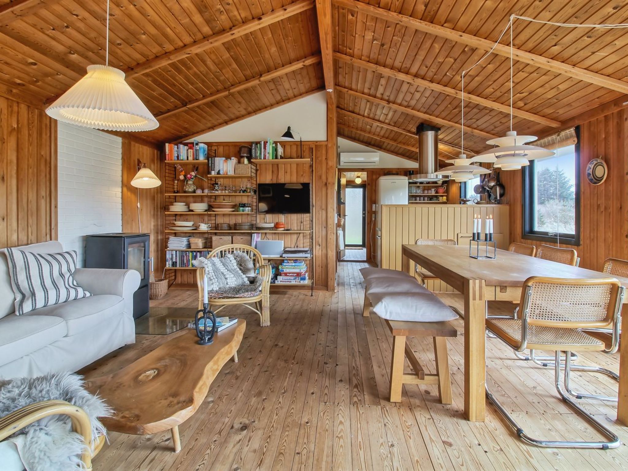"Nestori" - 950m from the sea - Drinnen