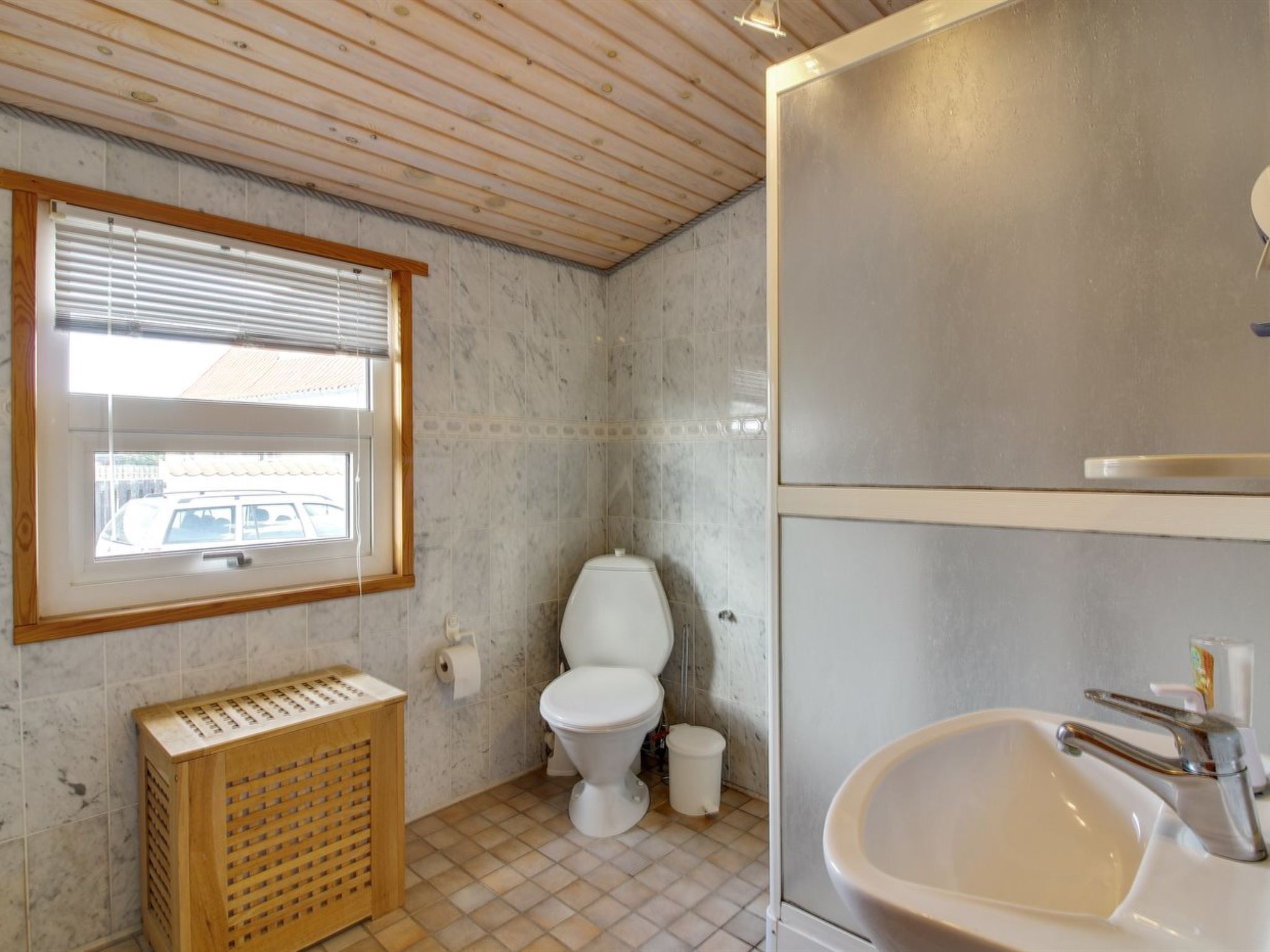 "Bozin" - 200m from the sea - Binnen