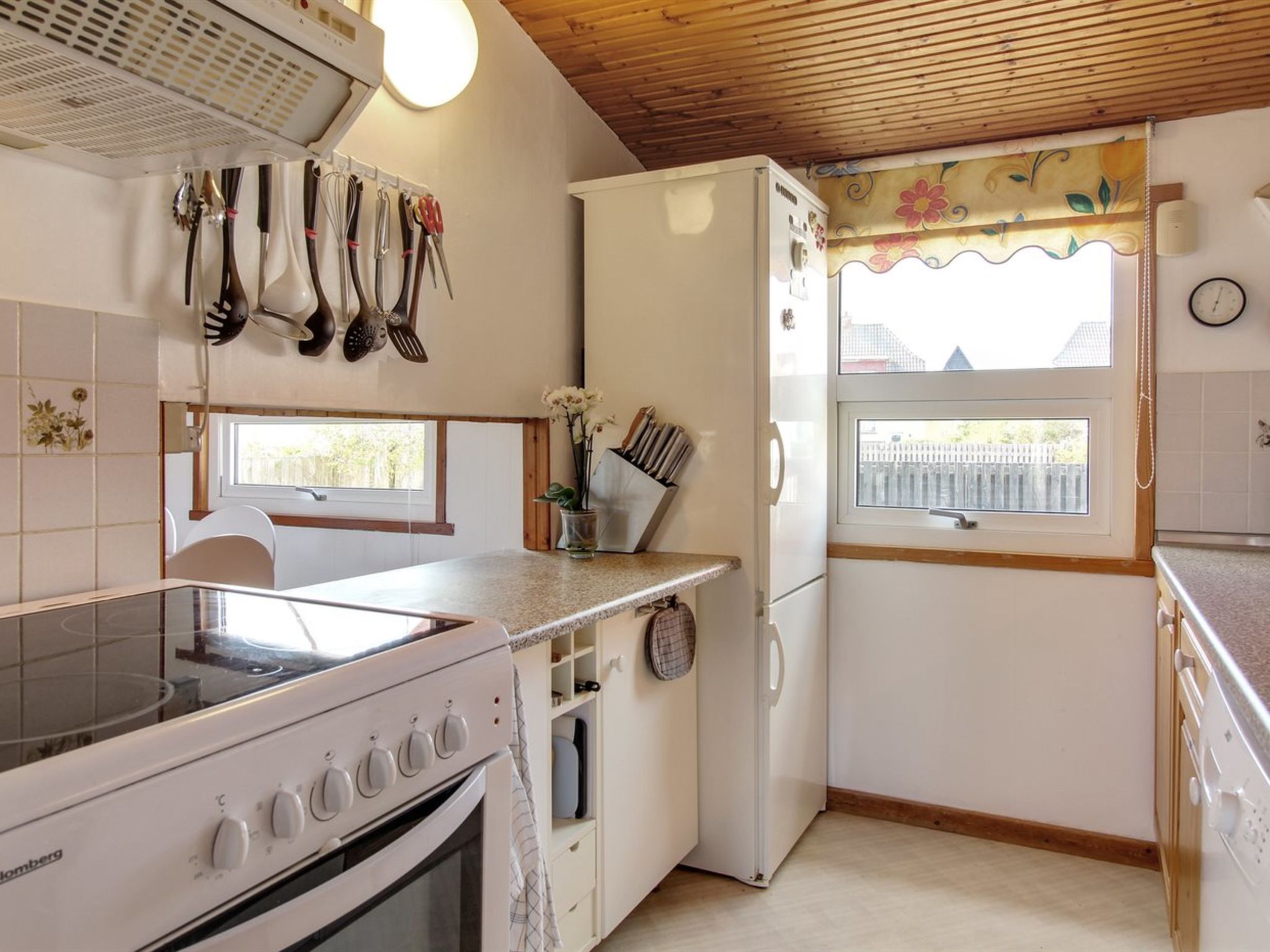 "Bozin" - 200m from the sea - Binnen