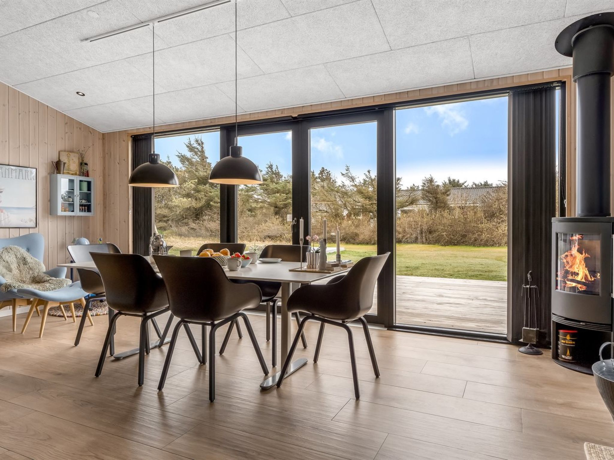 "Tatania" - 800m from the sea