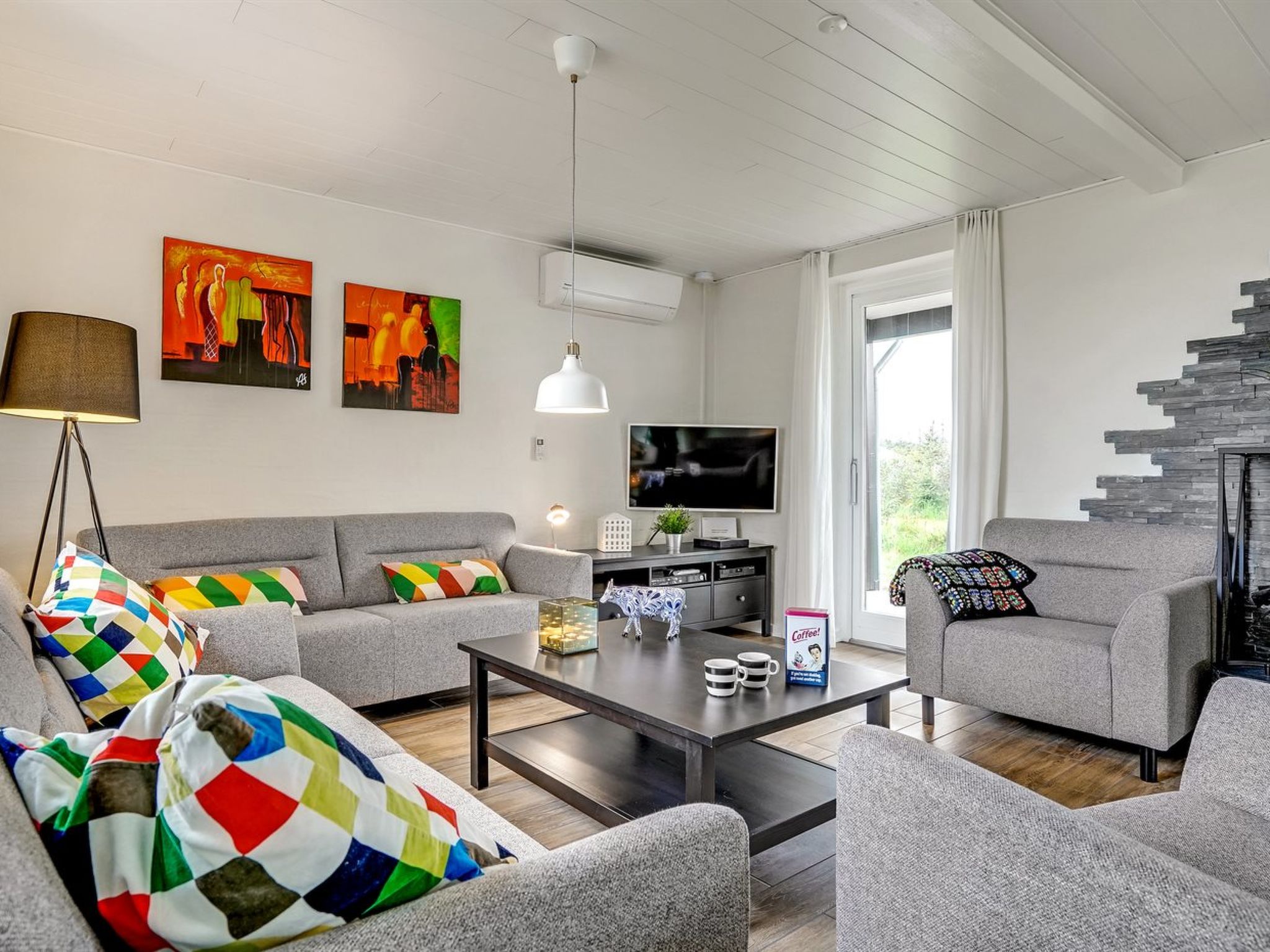"Dome" - 750m from the sea - Binnen