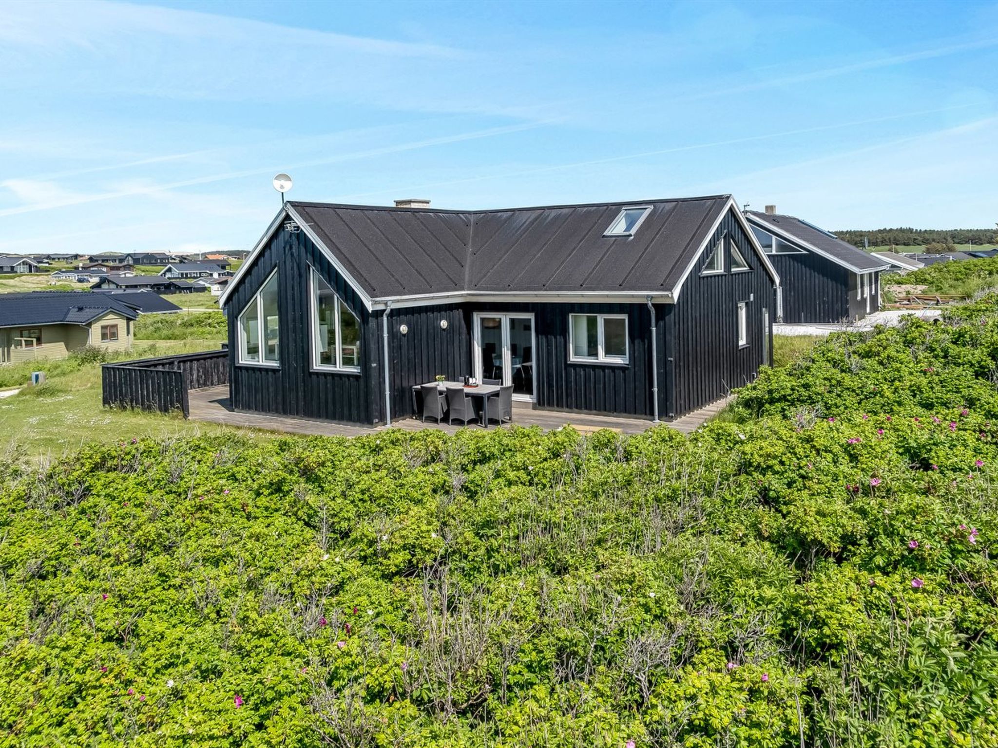 "Gynther" - 150m from the sea-Buiten