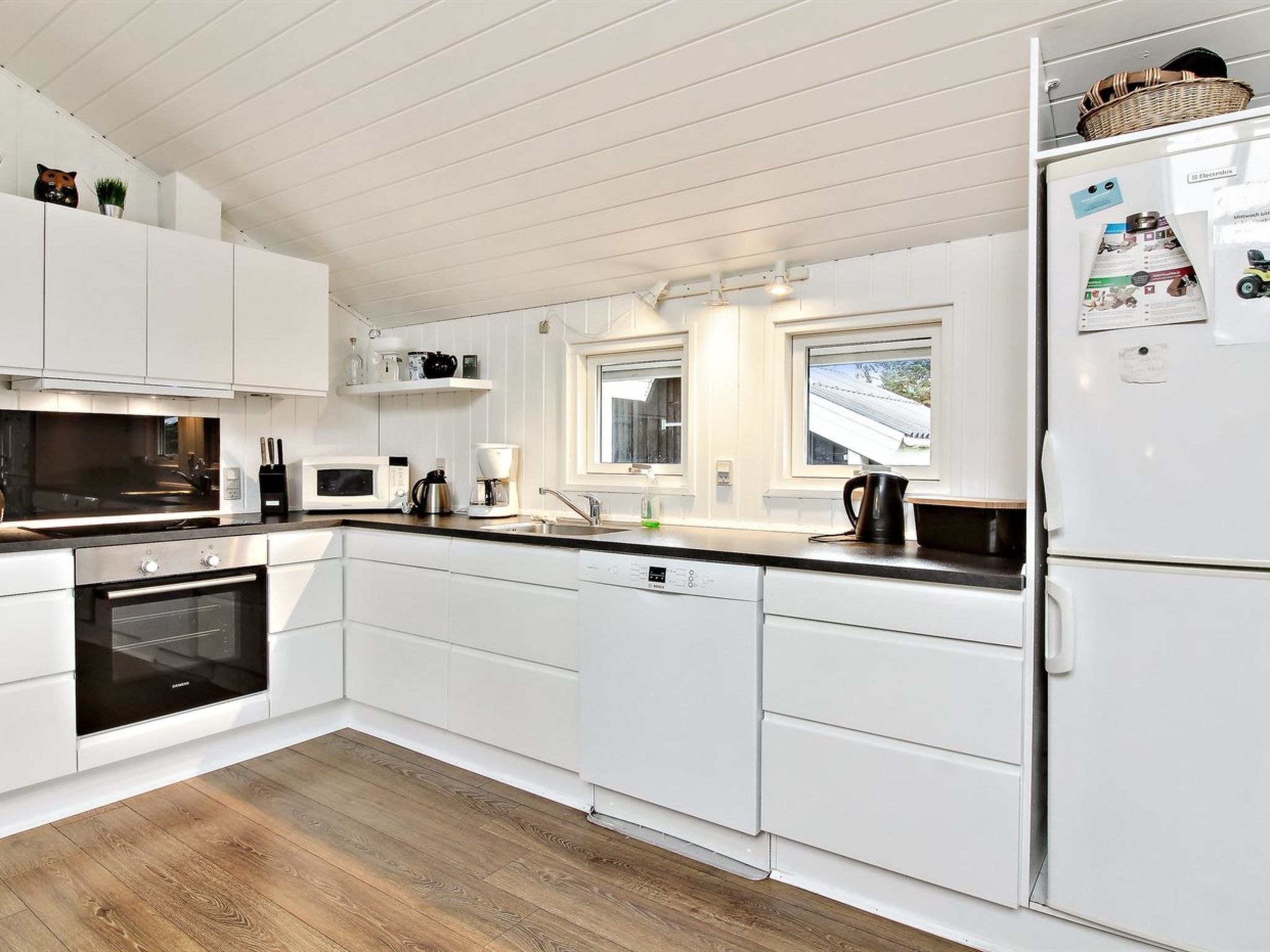 "Annalisa" - 1.2km from the sea - Binnen