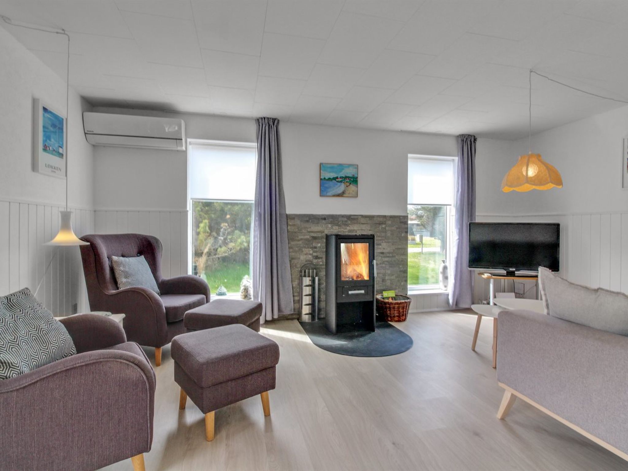 "Hellin" - 300m from the sea