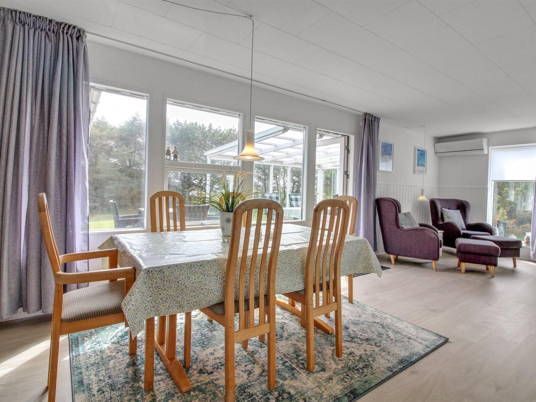 "Hellin" - 300m from the sea
