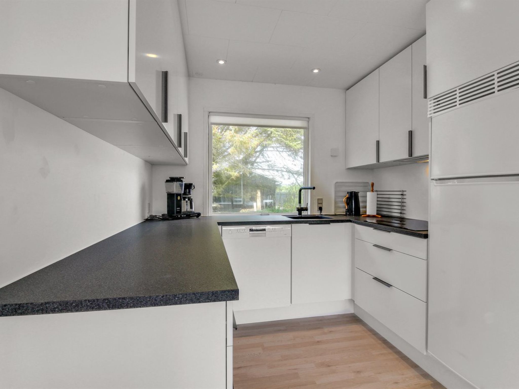 "Hellin" - 300m from the sea - Inside