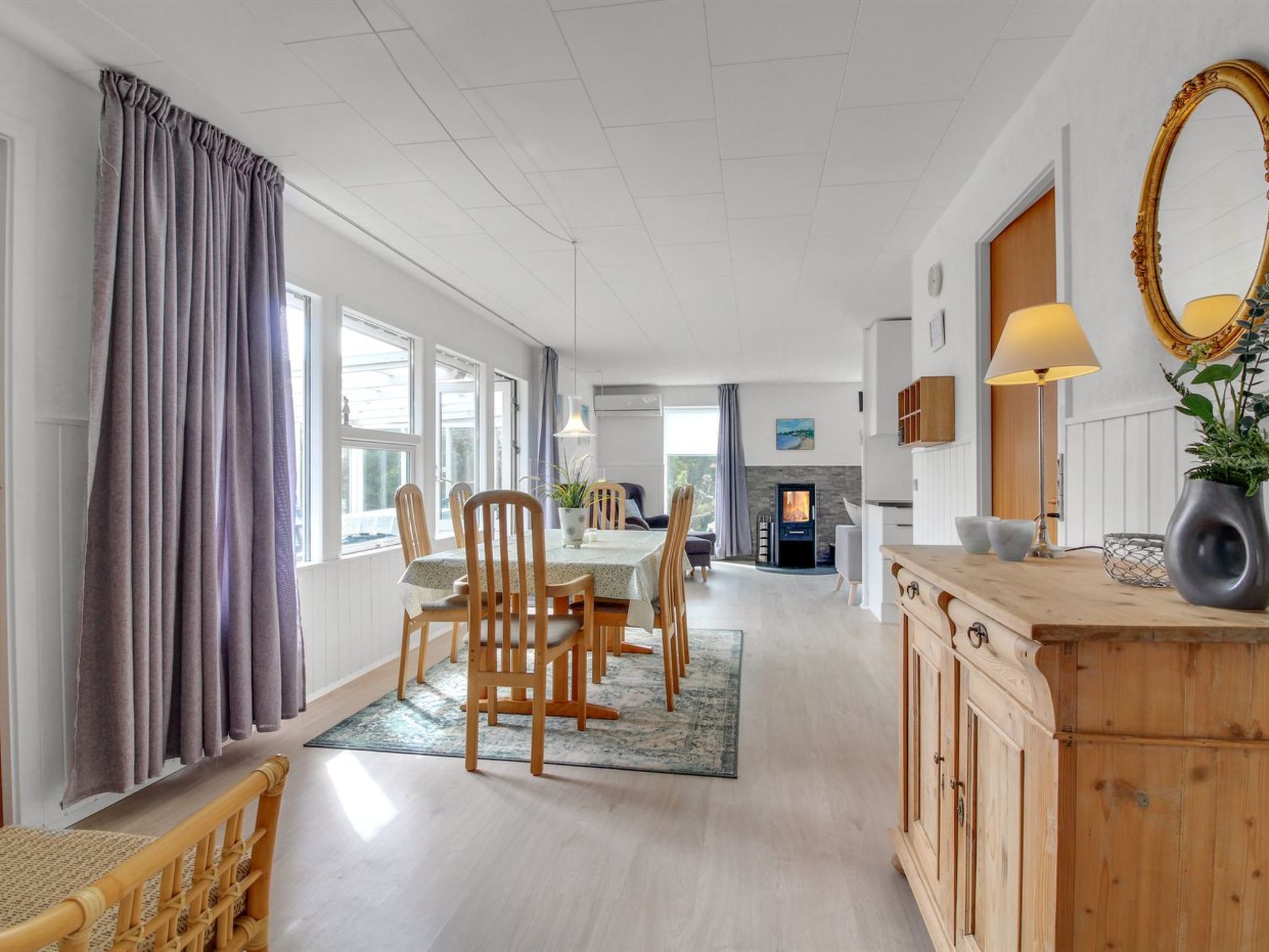 "Hellin" - 300m from the sea - Inside