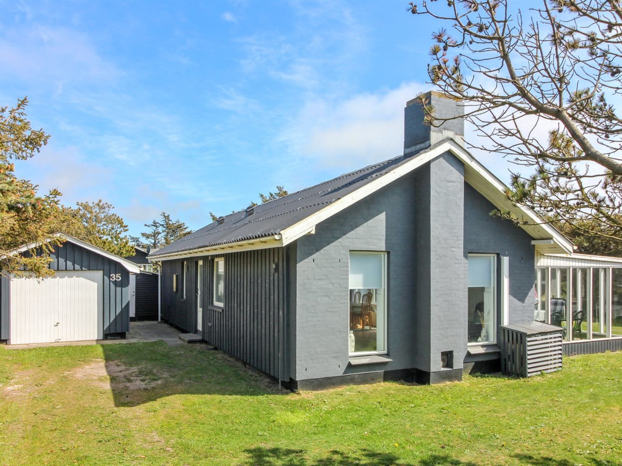 "Hellin" - 300m from the sea - Outside