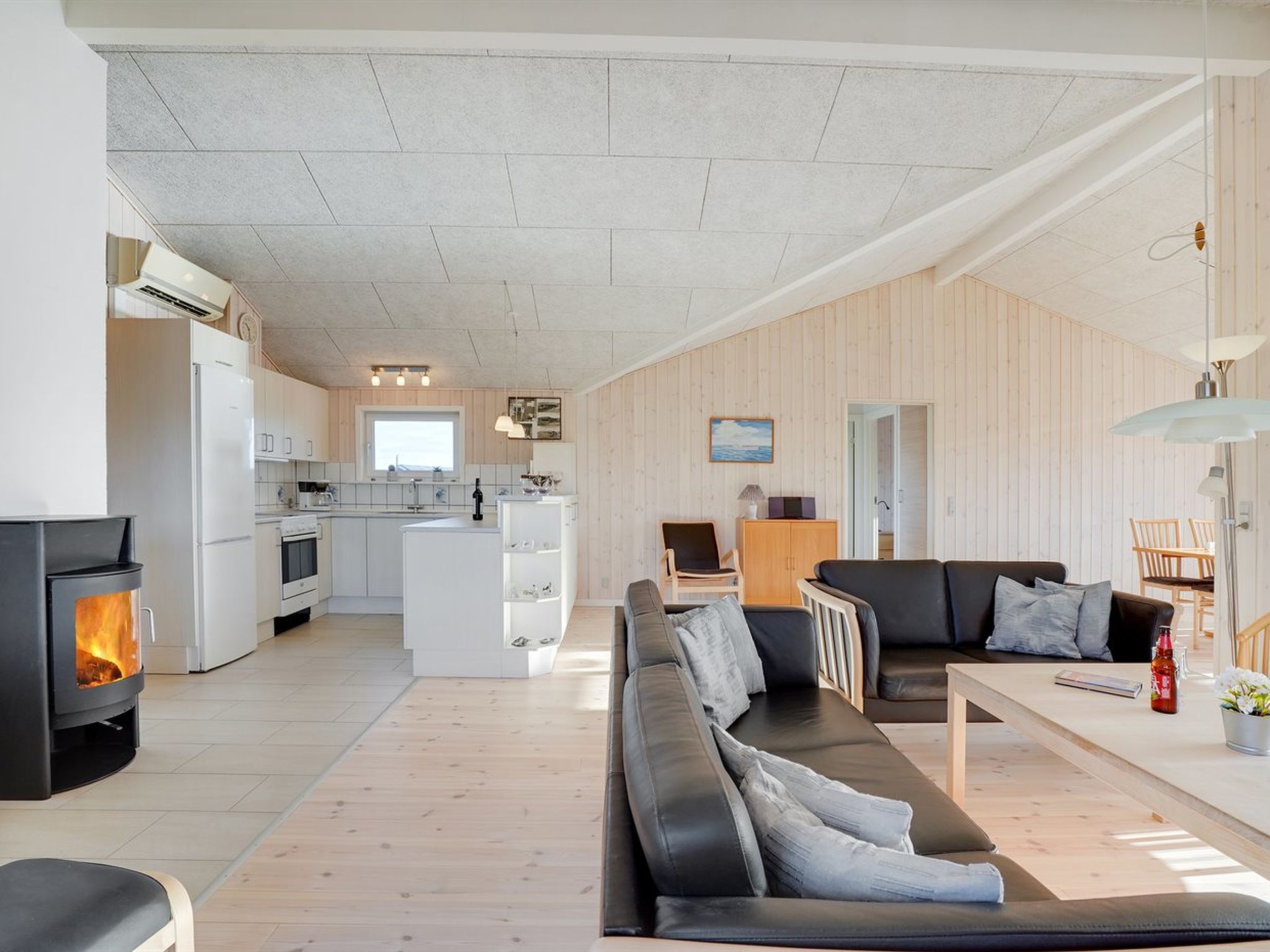 "Mano" - 200m from the sea - Drinnen