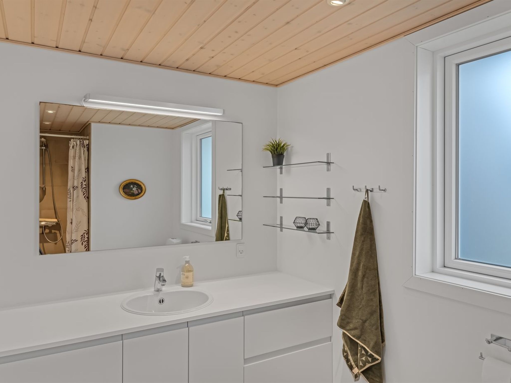 "Marthine" - 200m from the sea - Binnen