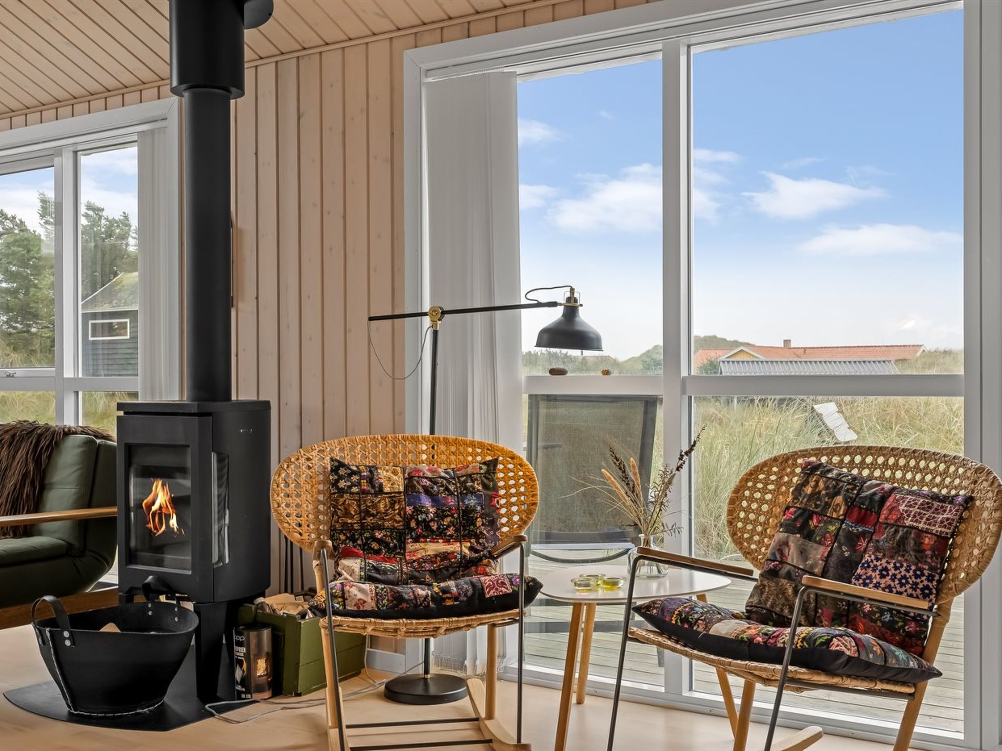 "Marthine" - 200m from the sea - Binnen