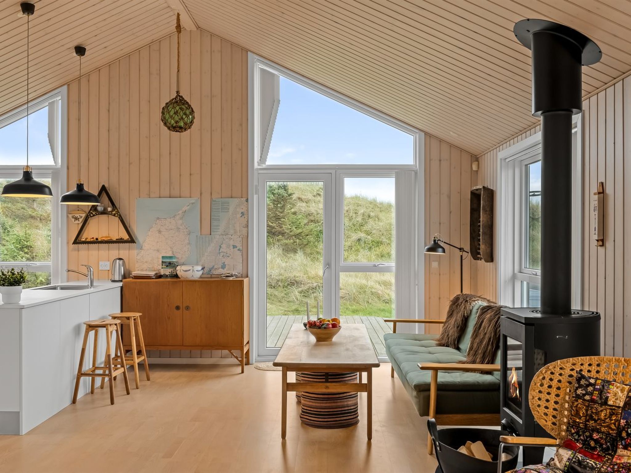 "Marthine" - 200m from the sea - Binnen