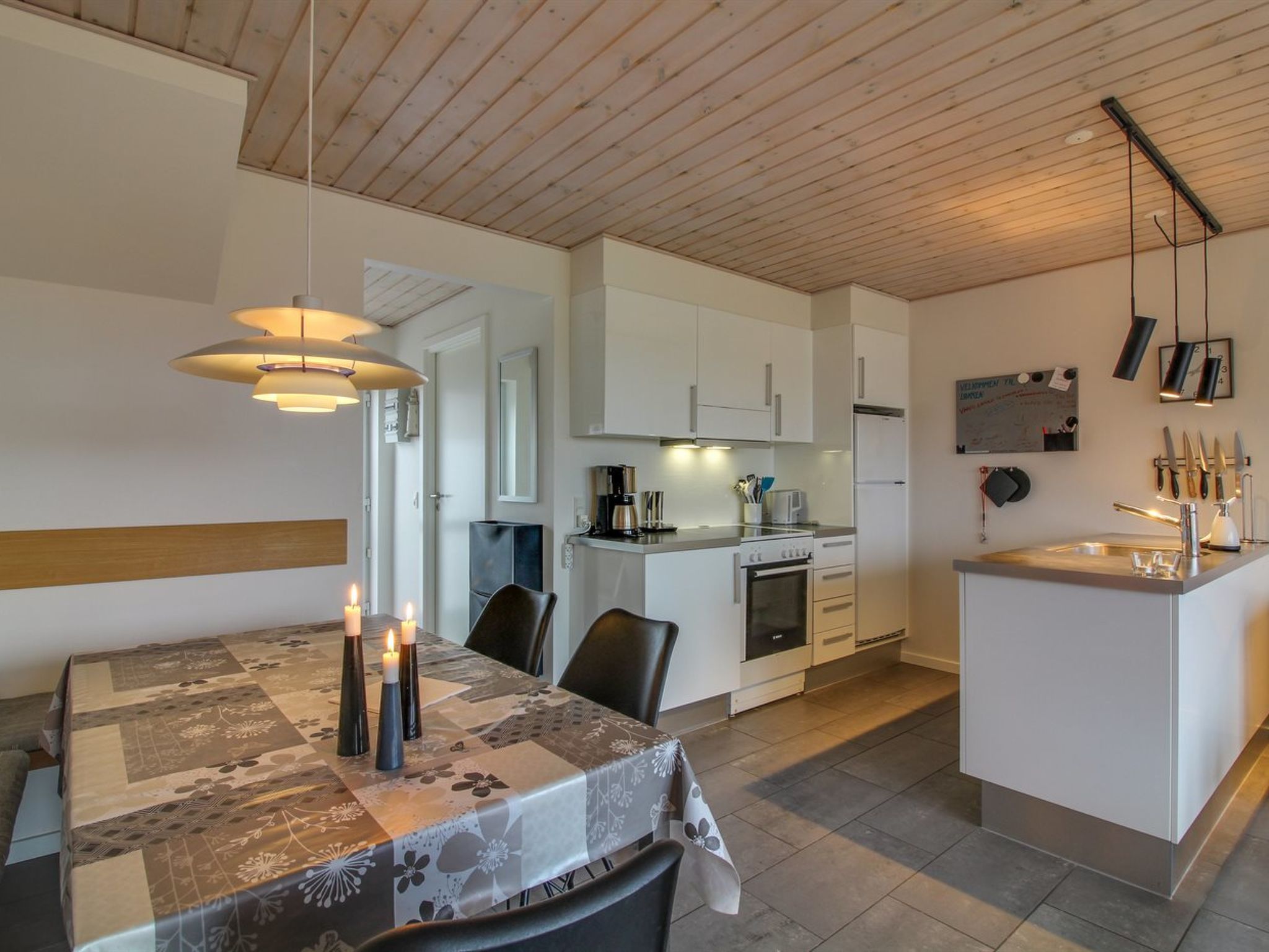 "Ine" - 800m from the sea-Binnen