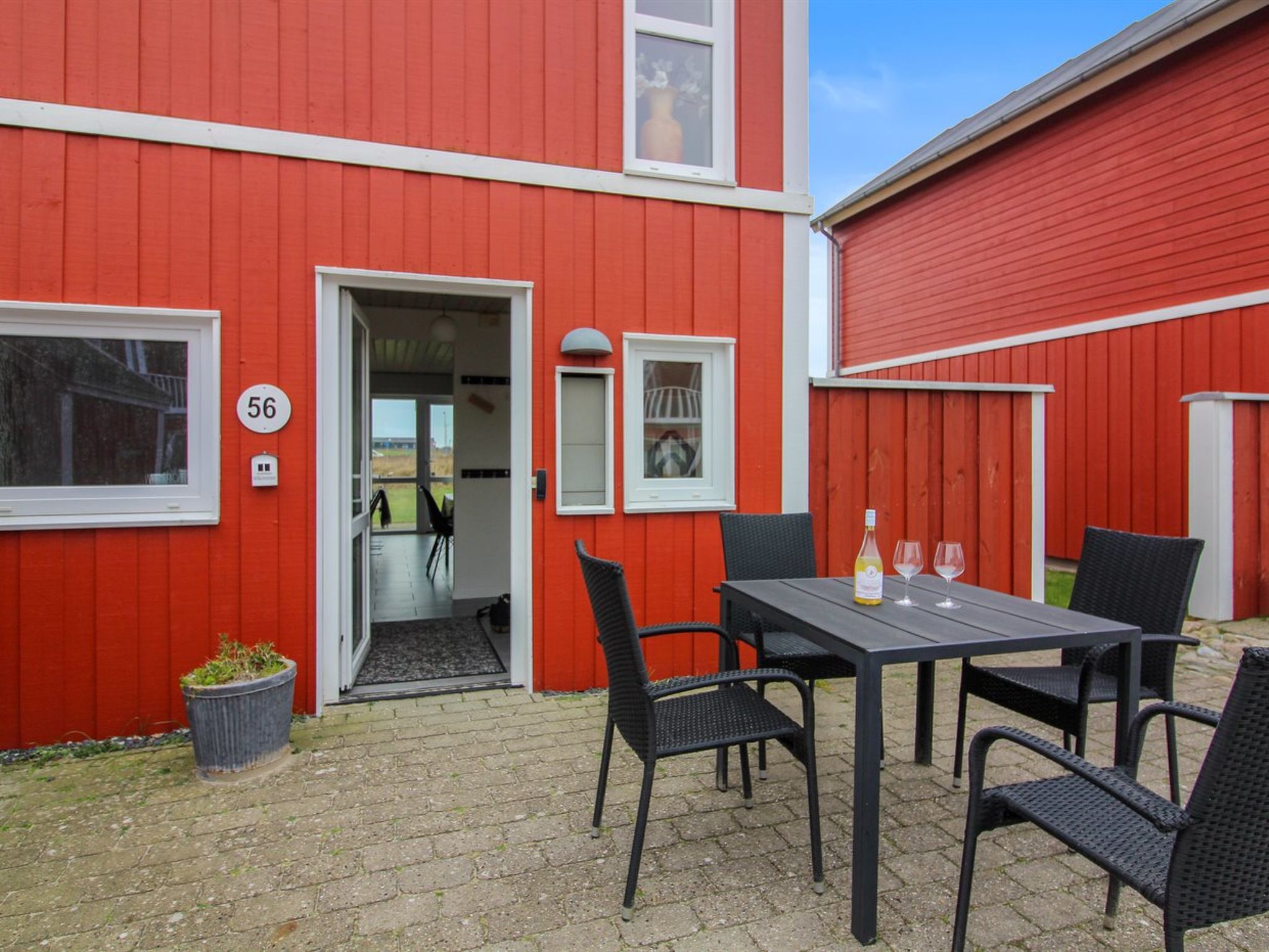 "Ine" - 800m from the sea-Buiten