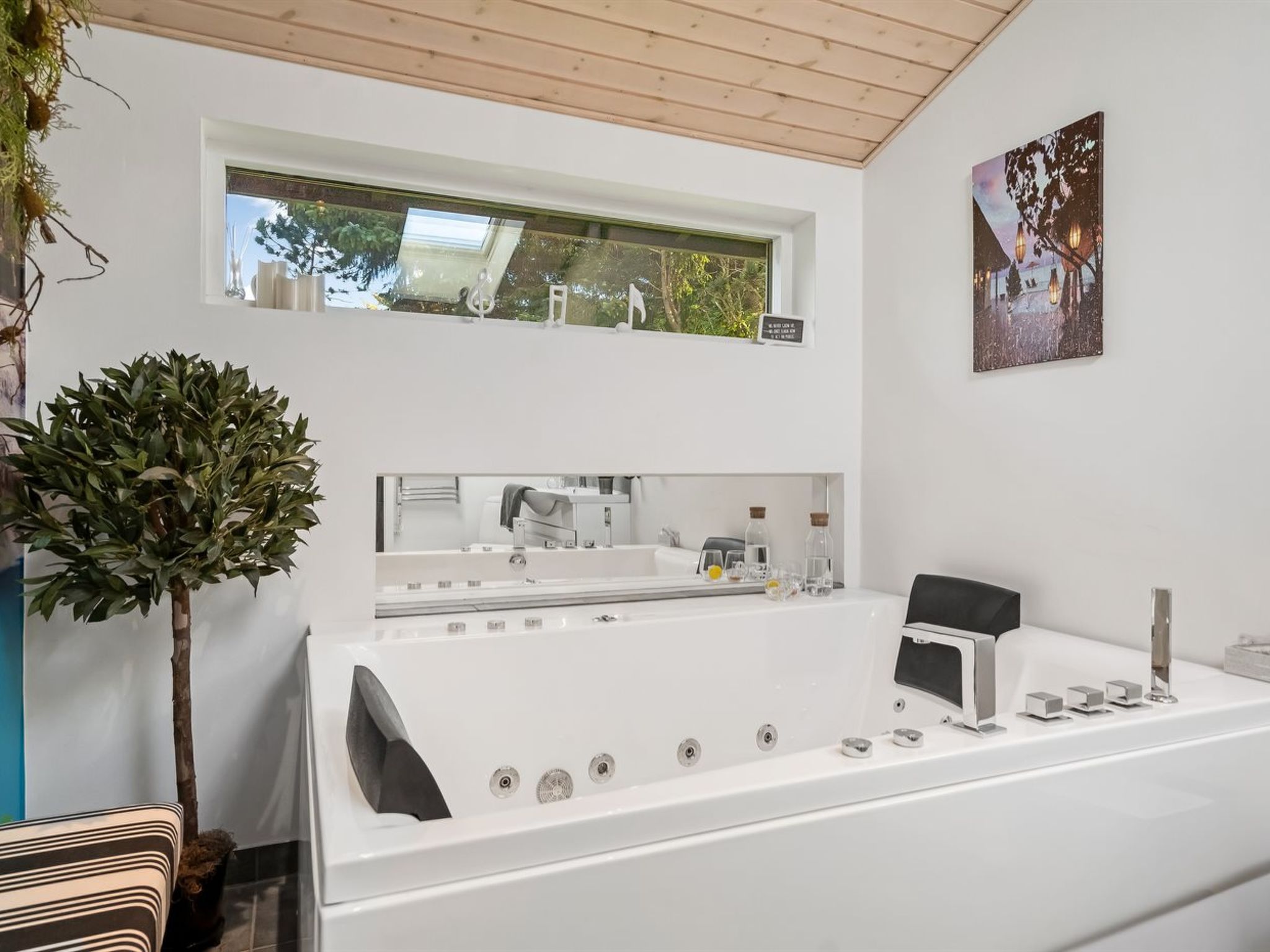 "Ulli" - 1.6km from the sea-Inside