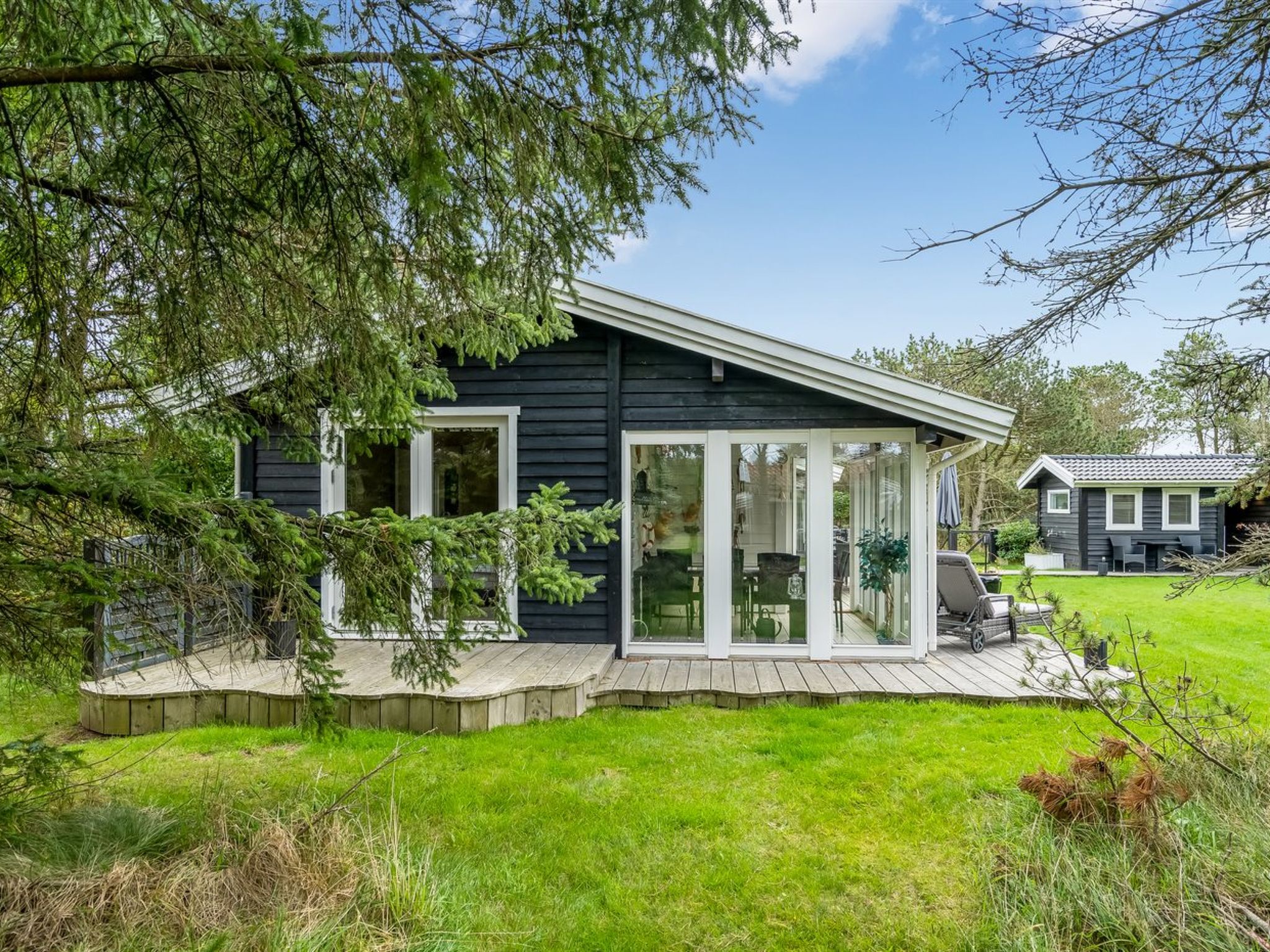 "Ulli" - 1.6km from the sea-Outside