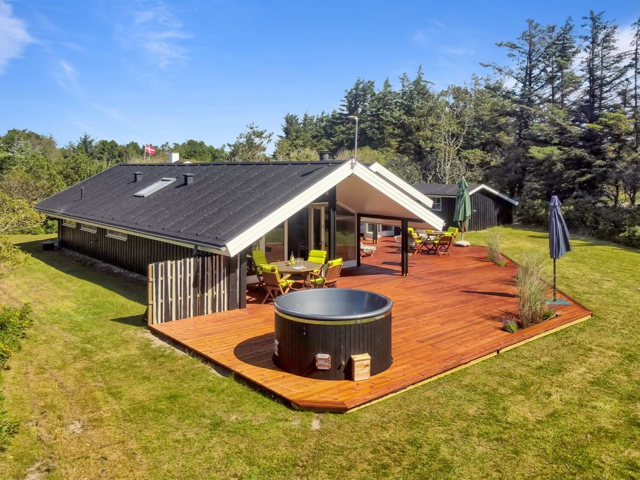 "Alban" - 700m from the sea - Outside
