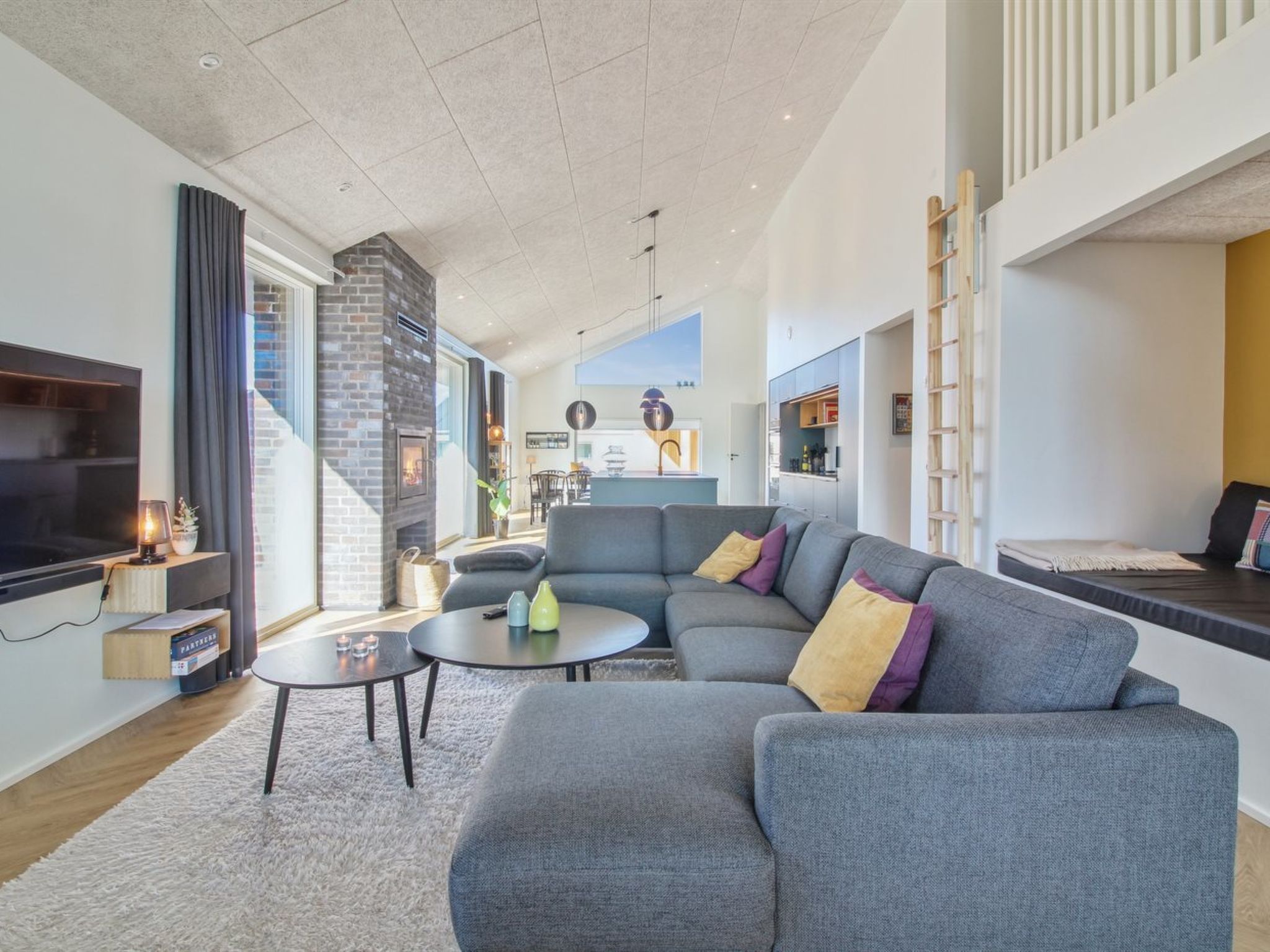 "Esme" - 400m from the sea-Binnen