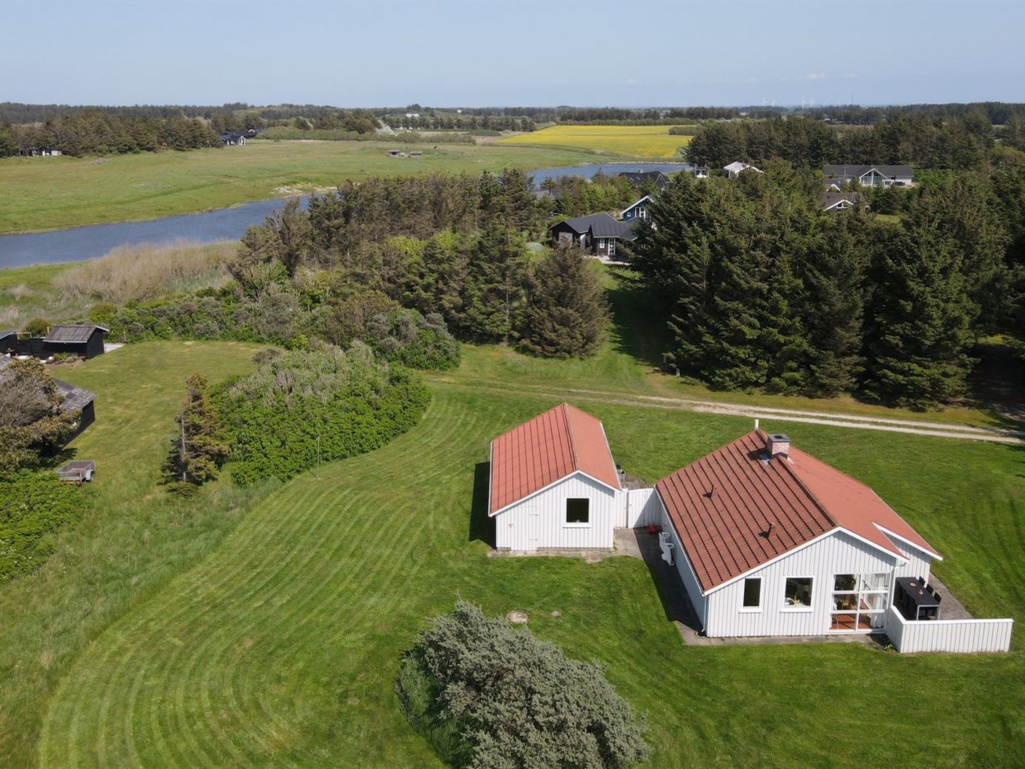 "Frellef" - 491m from the sea - Buiten