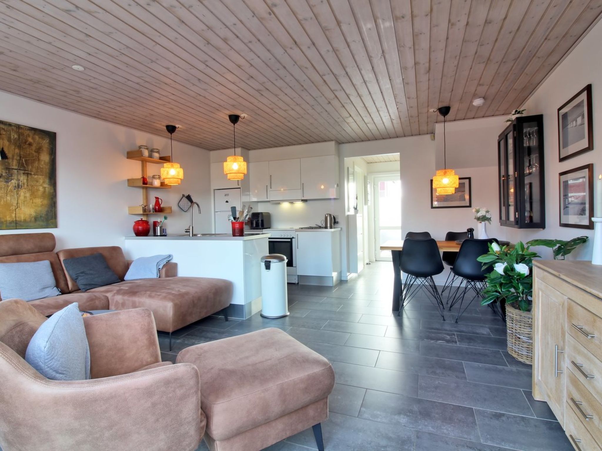 "Rikhard" - 800m from the sea - Drinnen