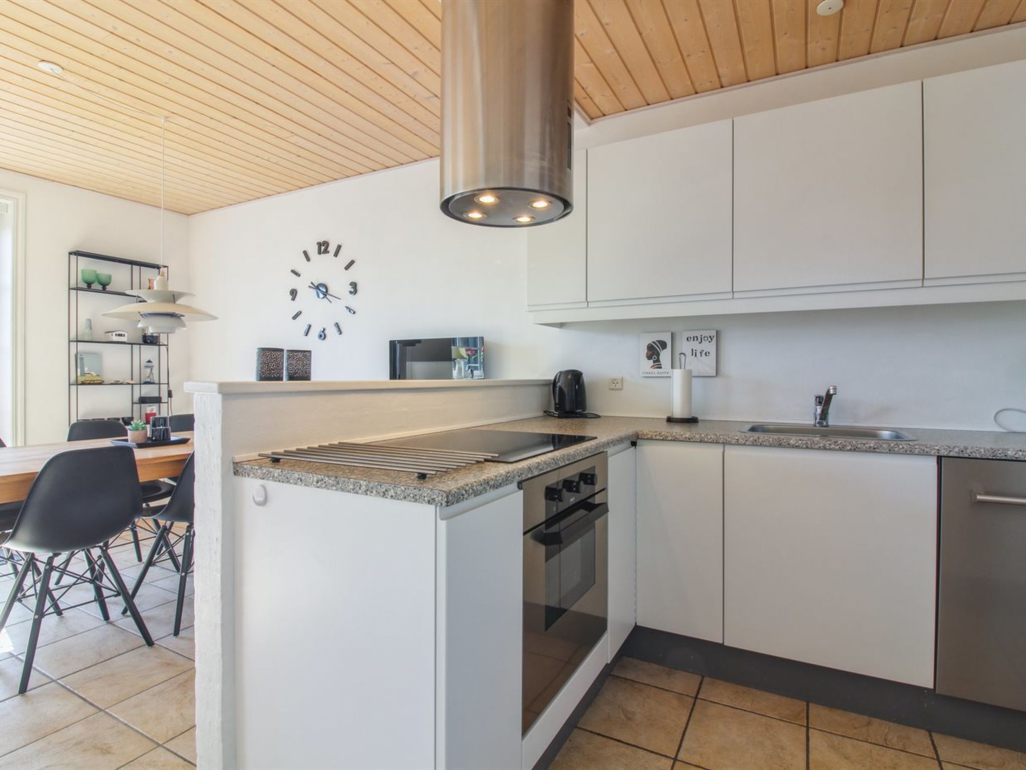 "Alessandra" - 500m from the sea - Binnen