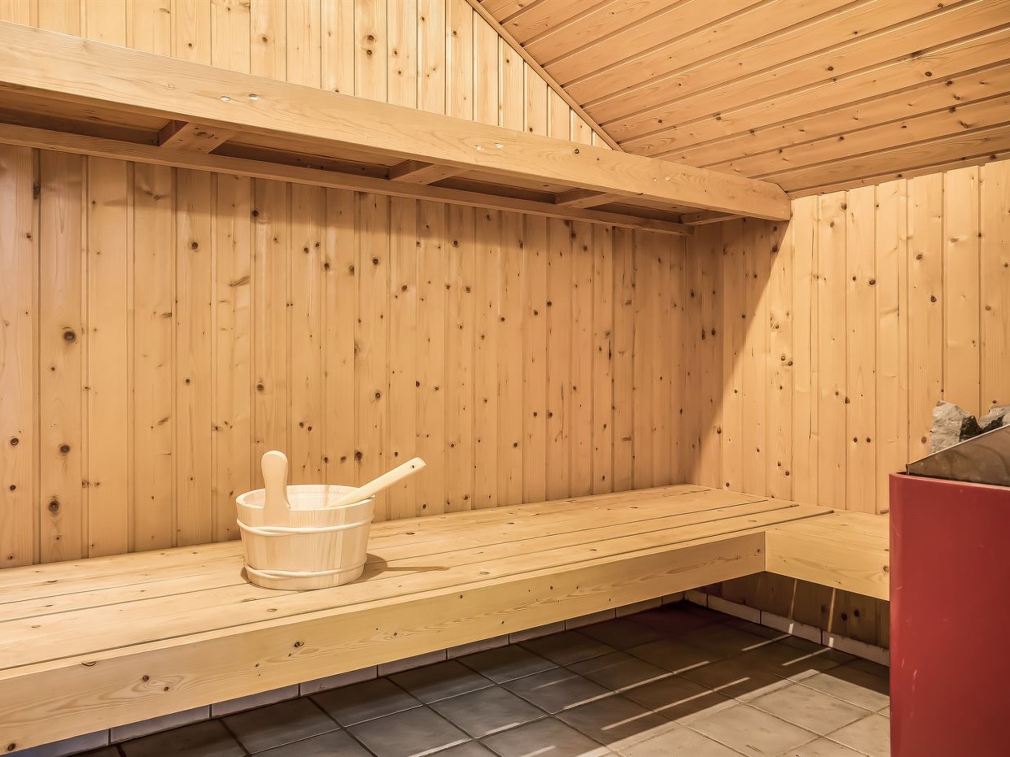 "Iida" - 100m from the sea - Drinnen