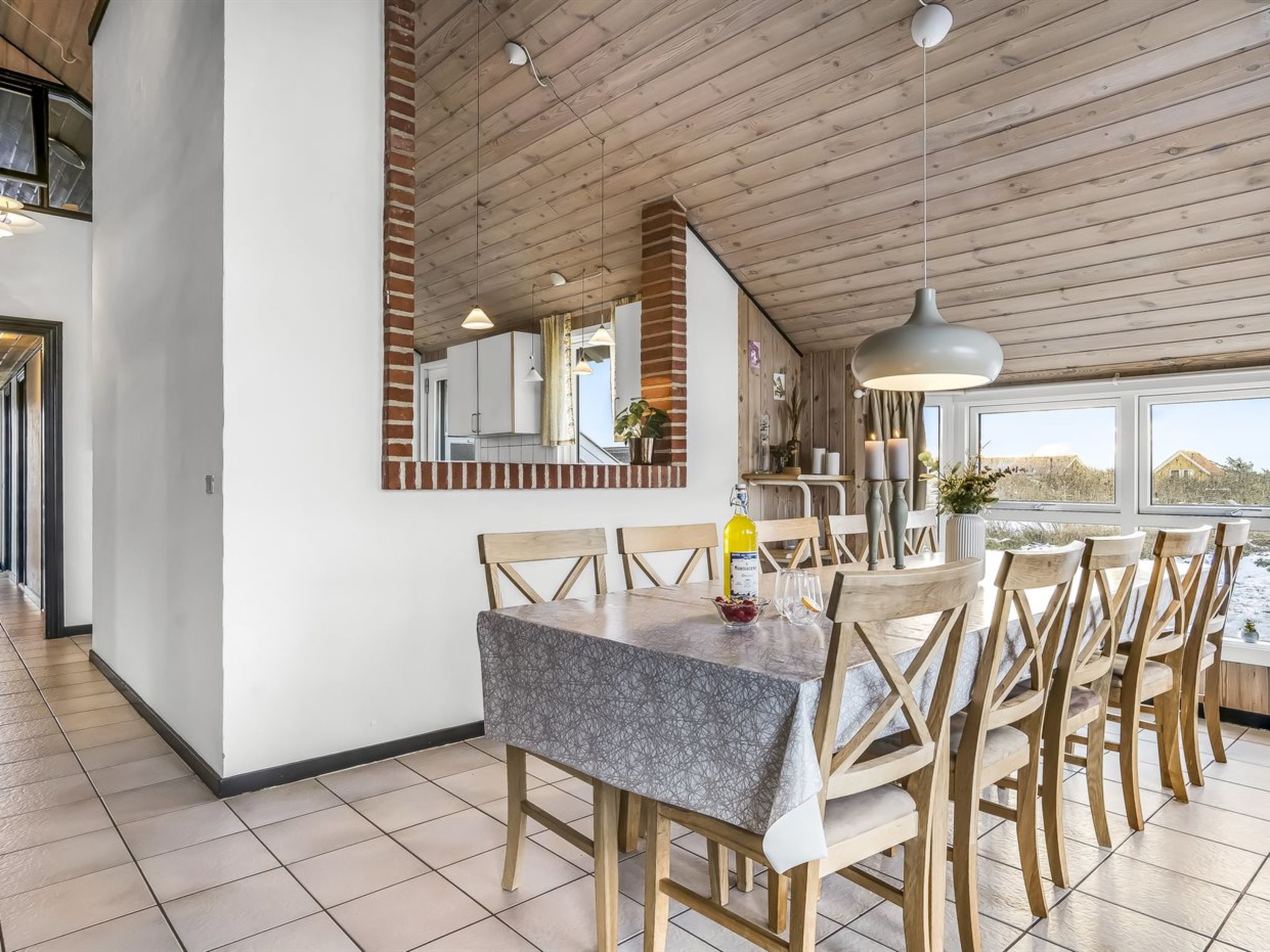 "Iida" - 100m from the sea - Drinnen