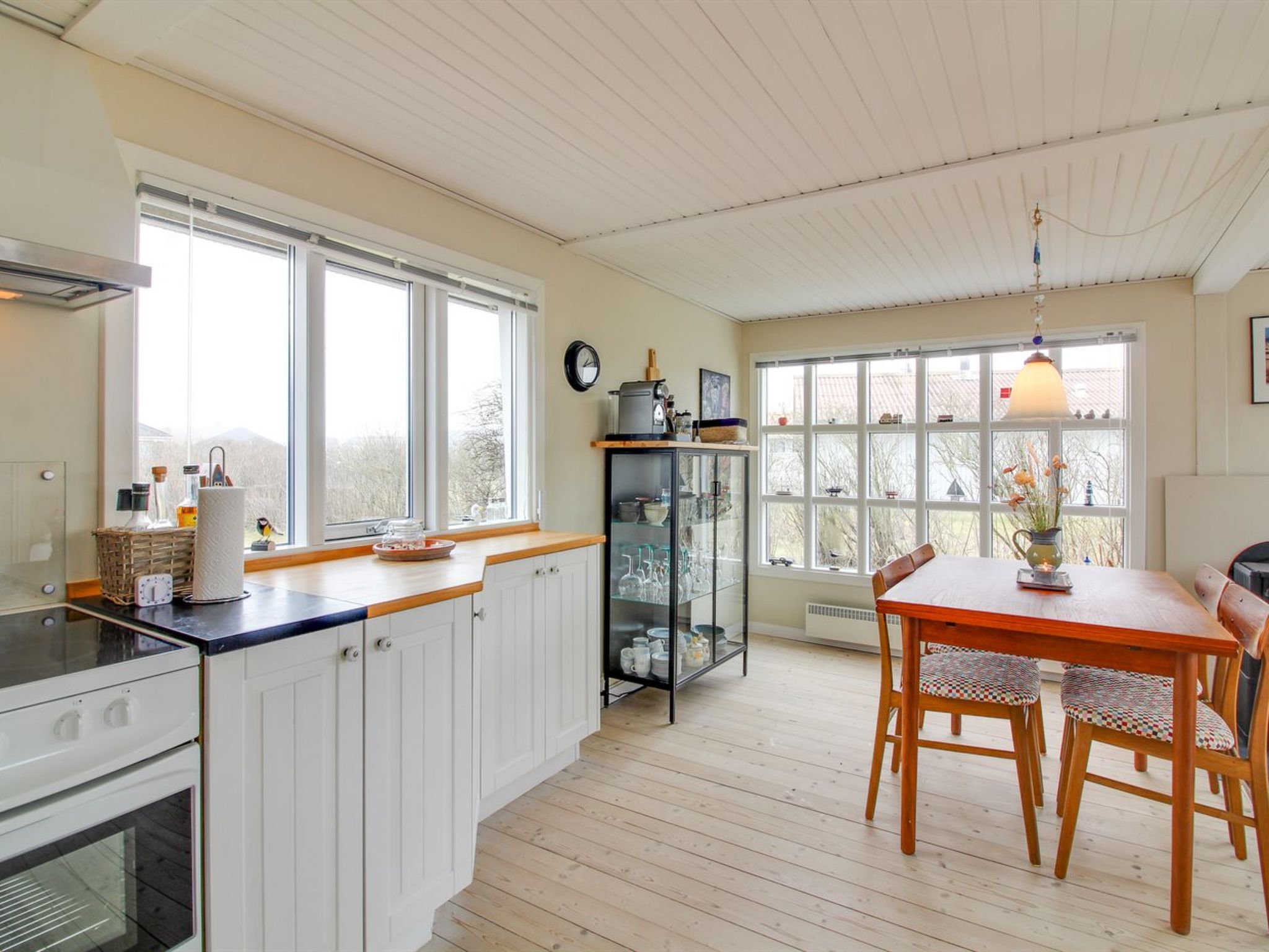 "Edvia" - 300m from the sea - Binnen