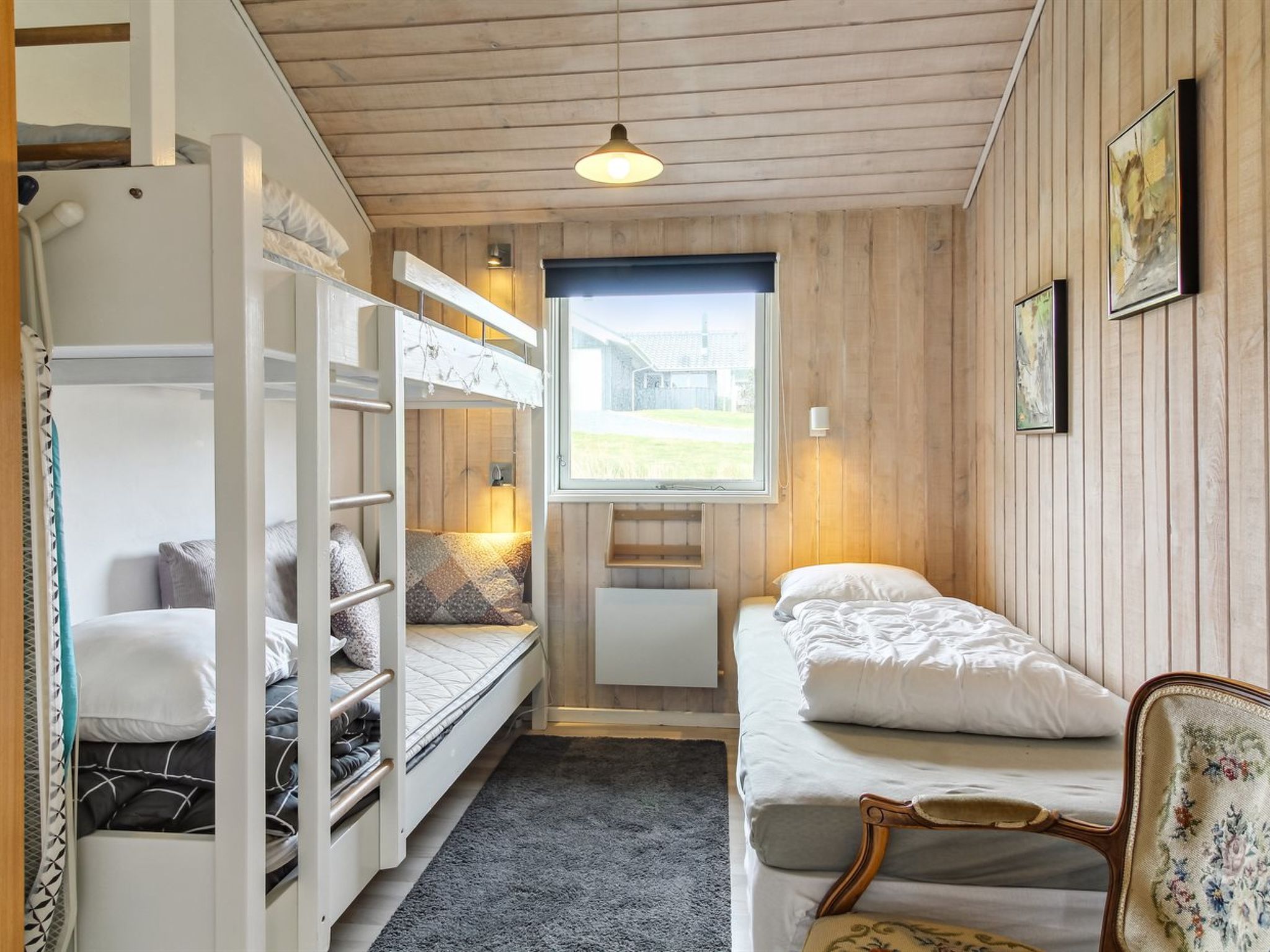 "Aike" - 400m from the sea-Drinnen