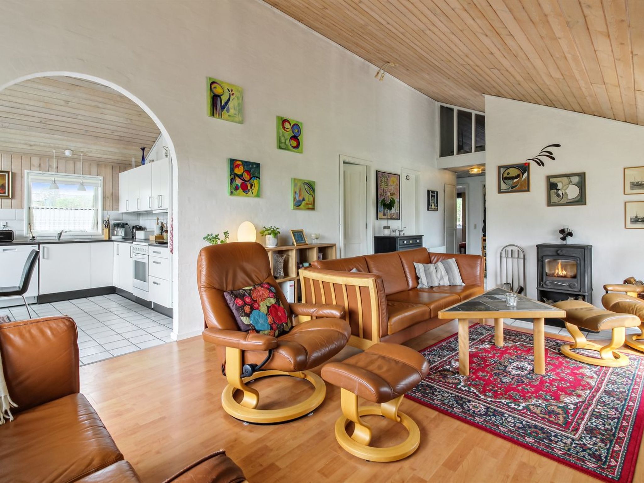 "Aike" - 400m from the sea-Drinnen