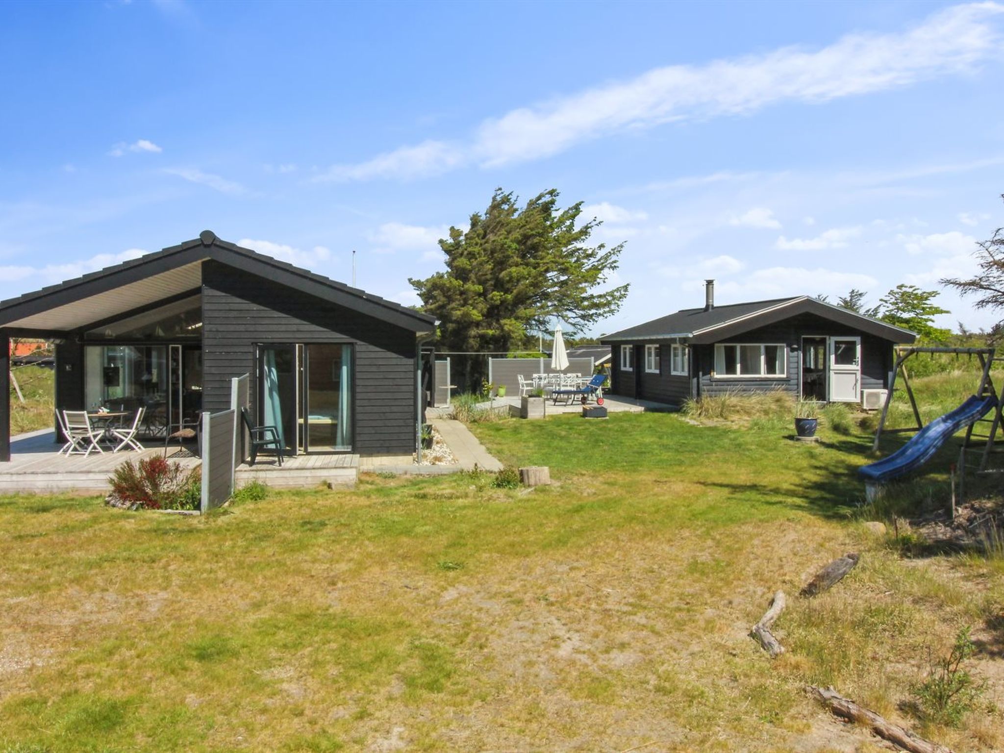 "Sampo" - 400m from the sea - Buiten