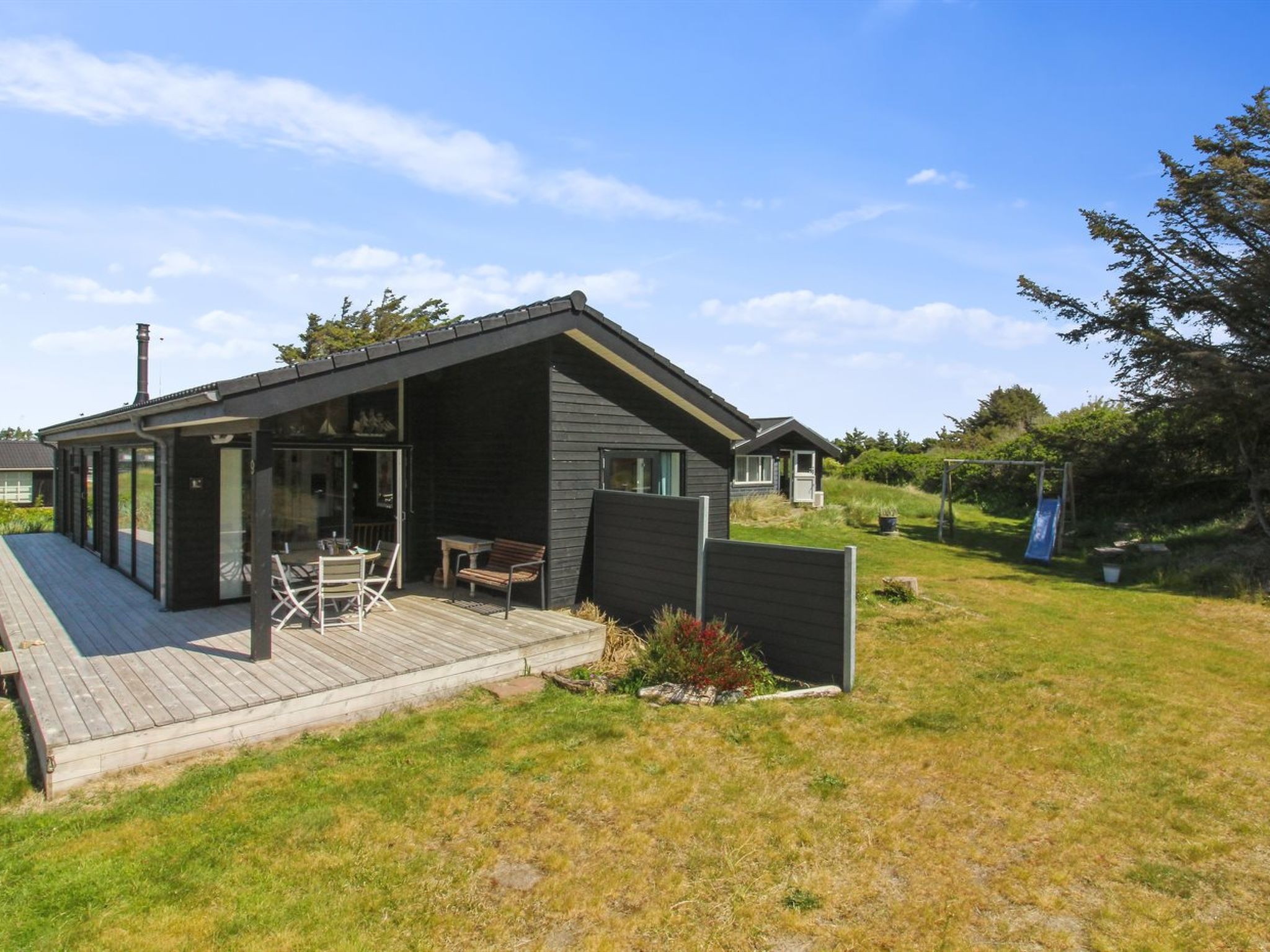 "Sampo" - 400m from the sea - Buiten