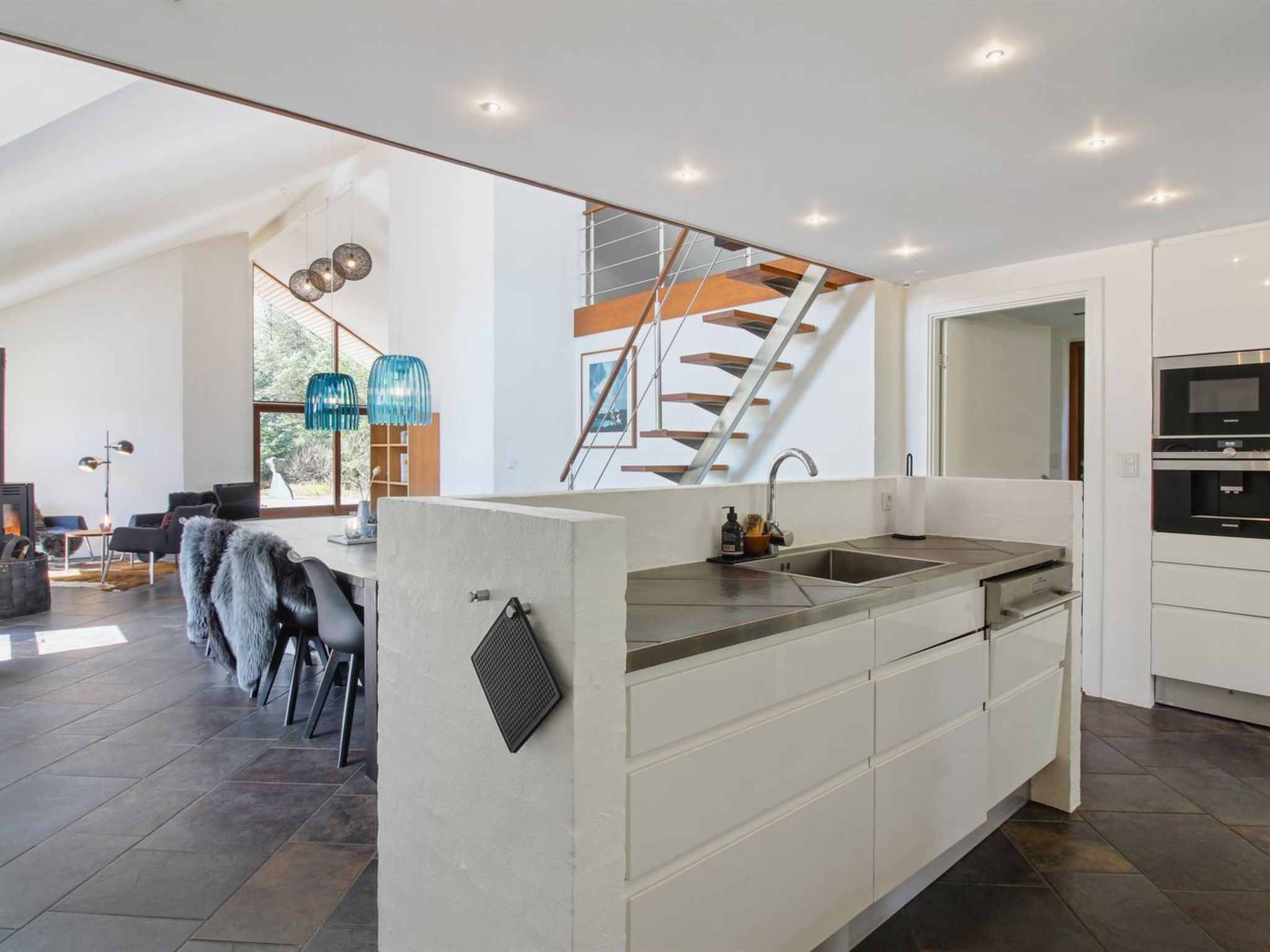 "Maiti" - 300m from the sea-Binnen