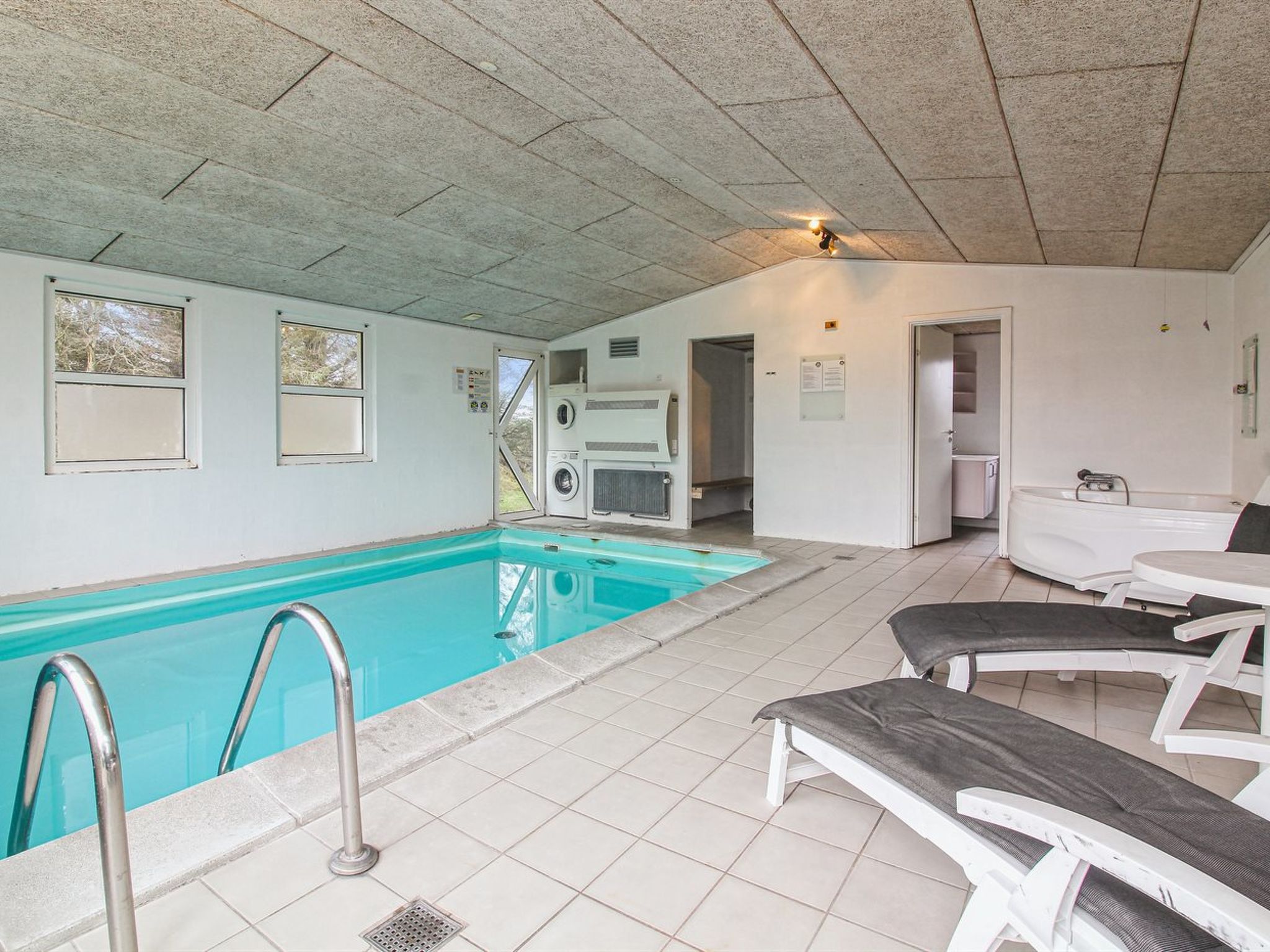 "Ingebore" - 700m from the sea - Buiten