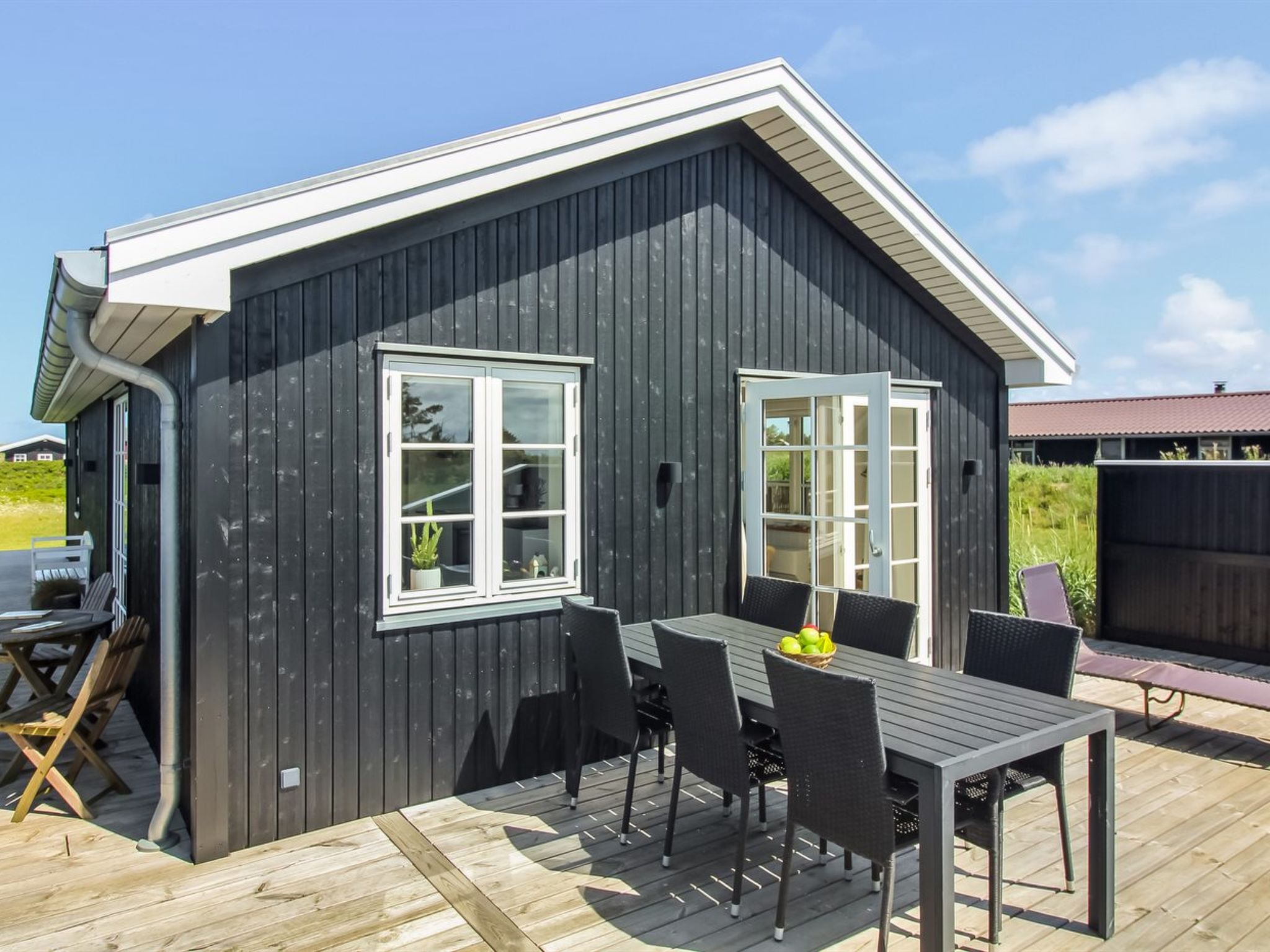 "Sanni" - 225m from the sea - Buiten