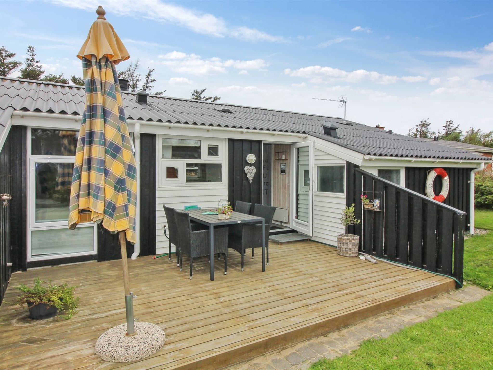 "Amelia" - 350m from the sea - Outside