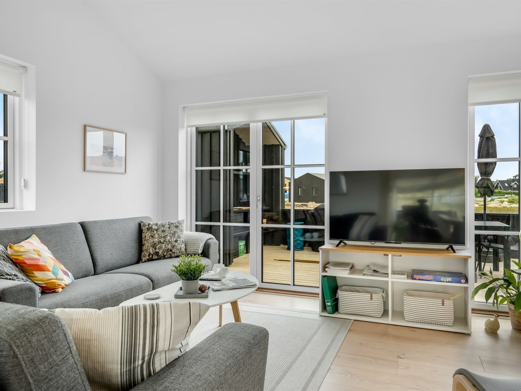 "Malomir" - 500m from the sea - Binnen