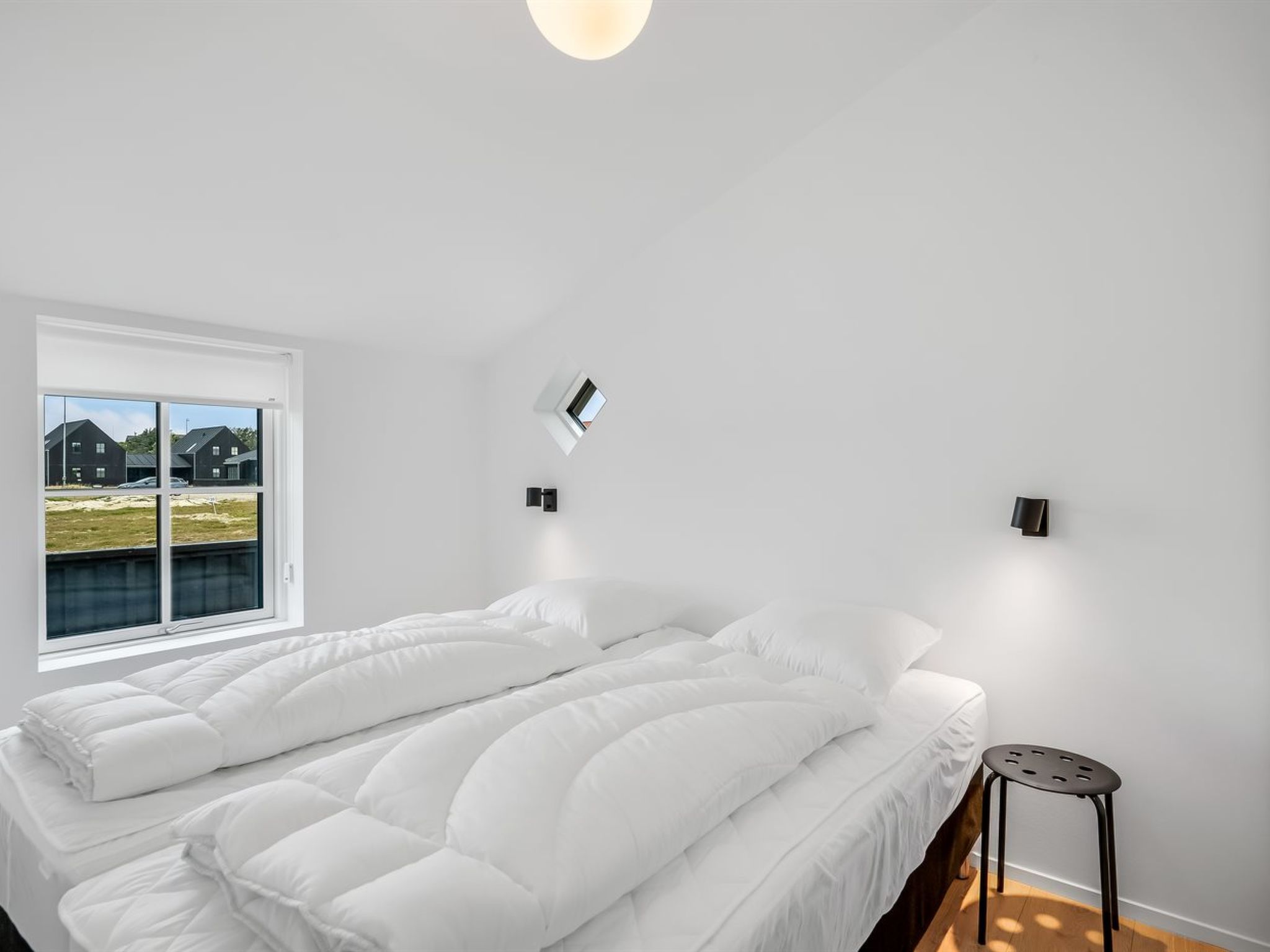 "Malomir" - 500m from the sea - Binnen