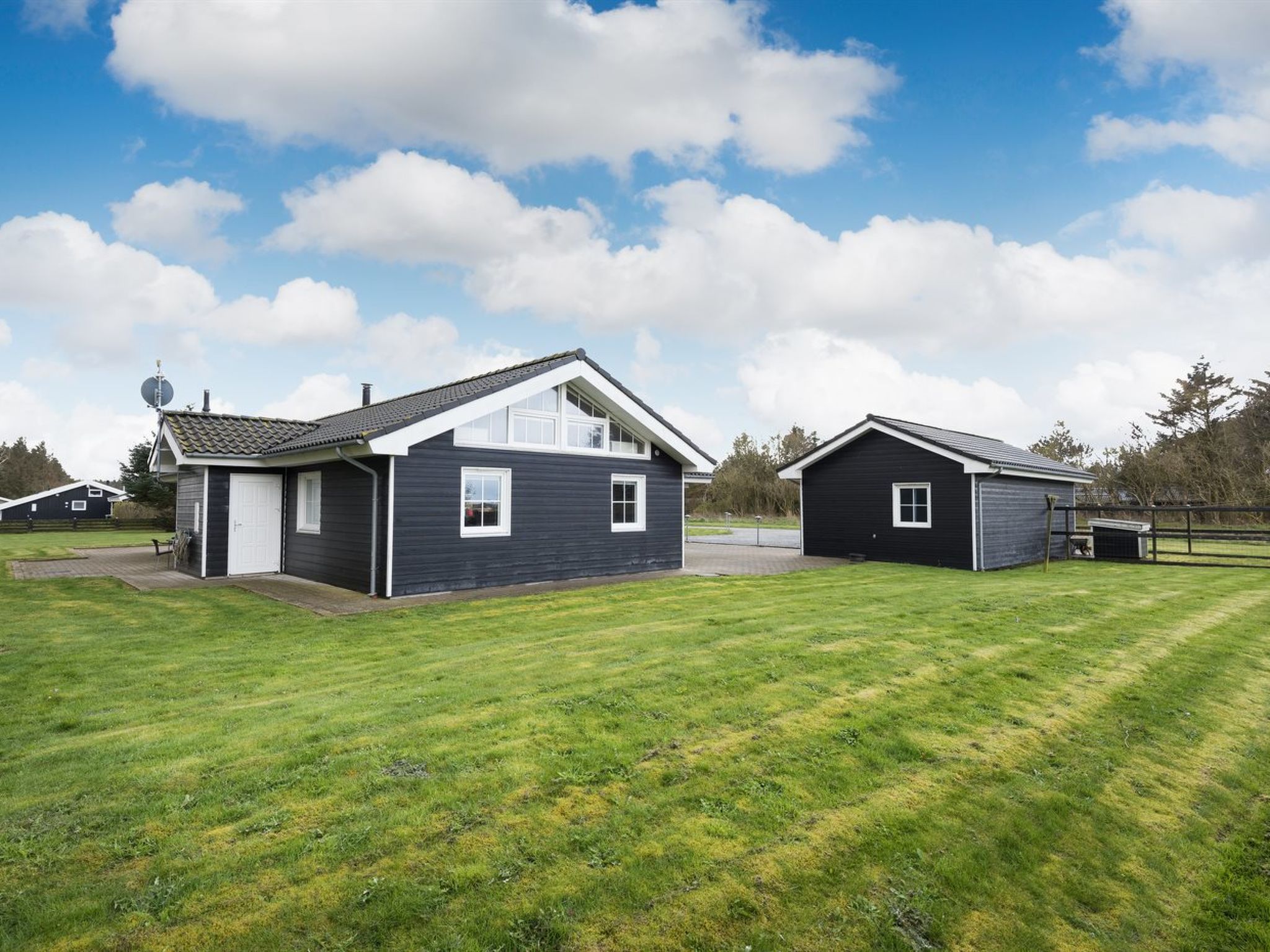 "Erene" - 850m from the sea - Buiten
