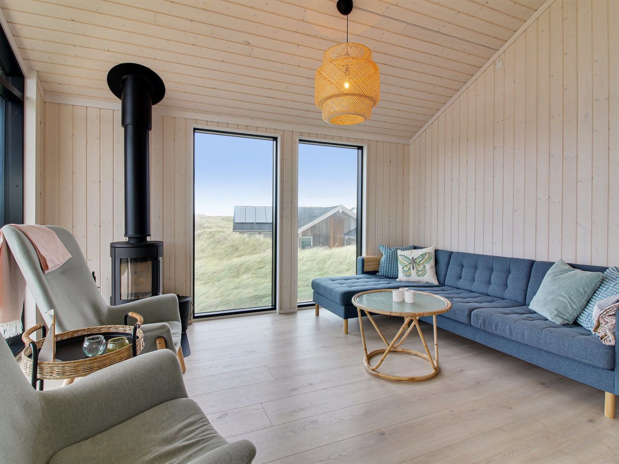 "Auno" - 140m from the sea