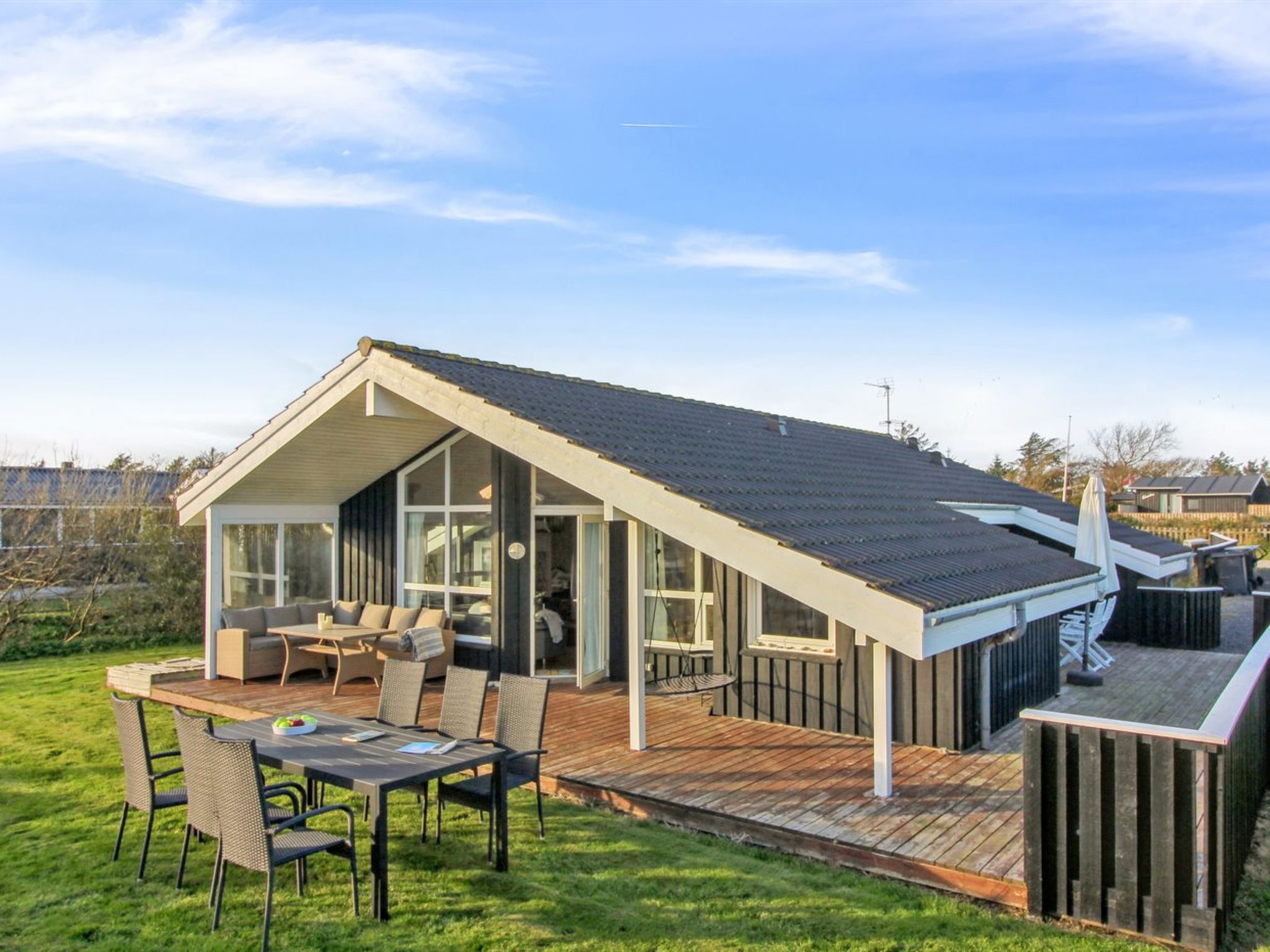 "Freda" - 400m from the sea