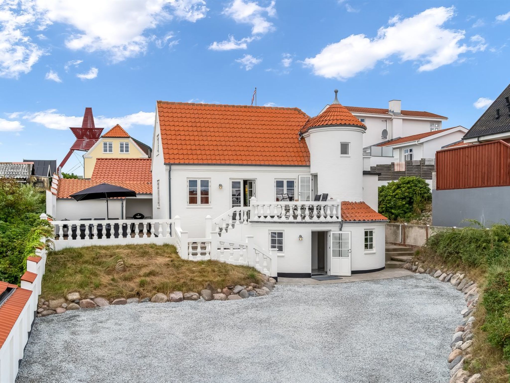 "Edmond" - 150m from the sea