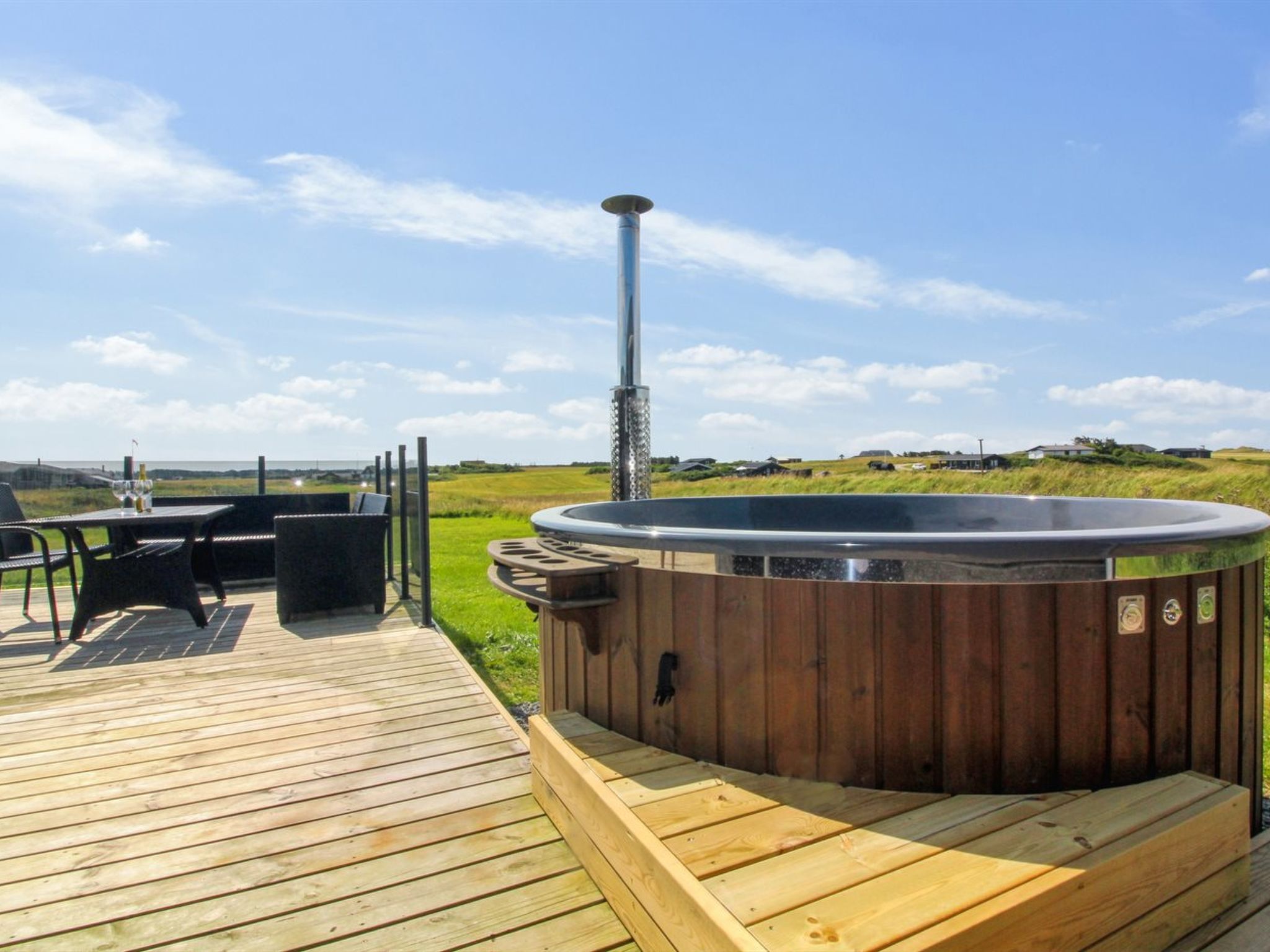 "Månviva" - 500m from the sea - Drinnen